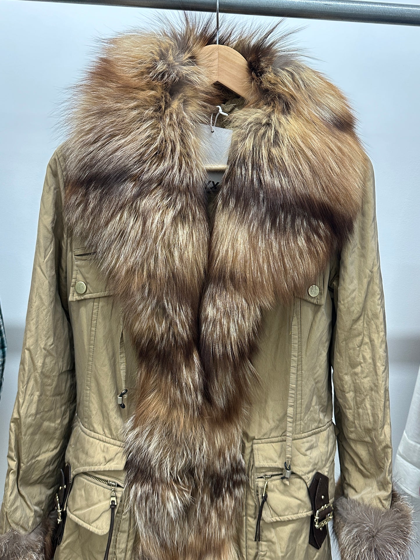 VINTAGE  puffer jacket with fur collar (M)