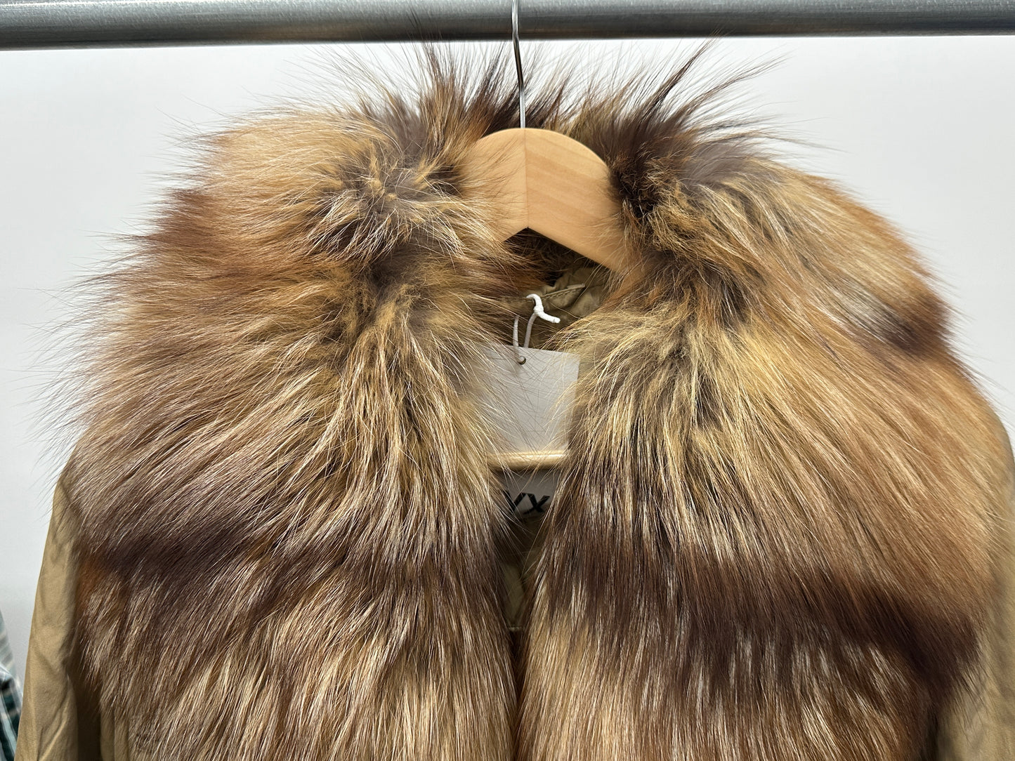 VINTAGE  puffer jacket with fur collar (M)