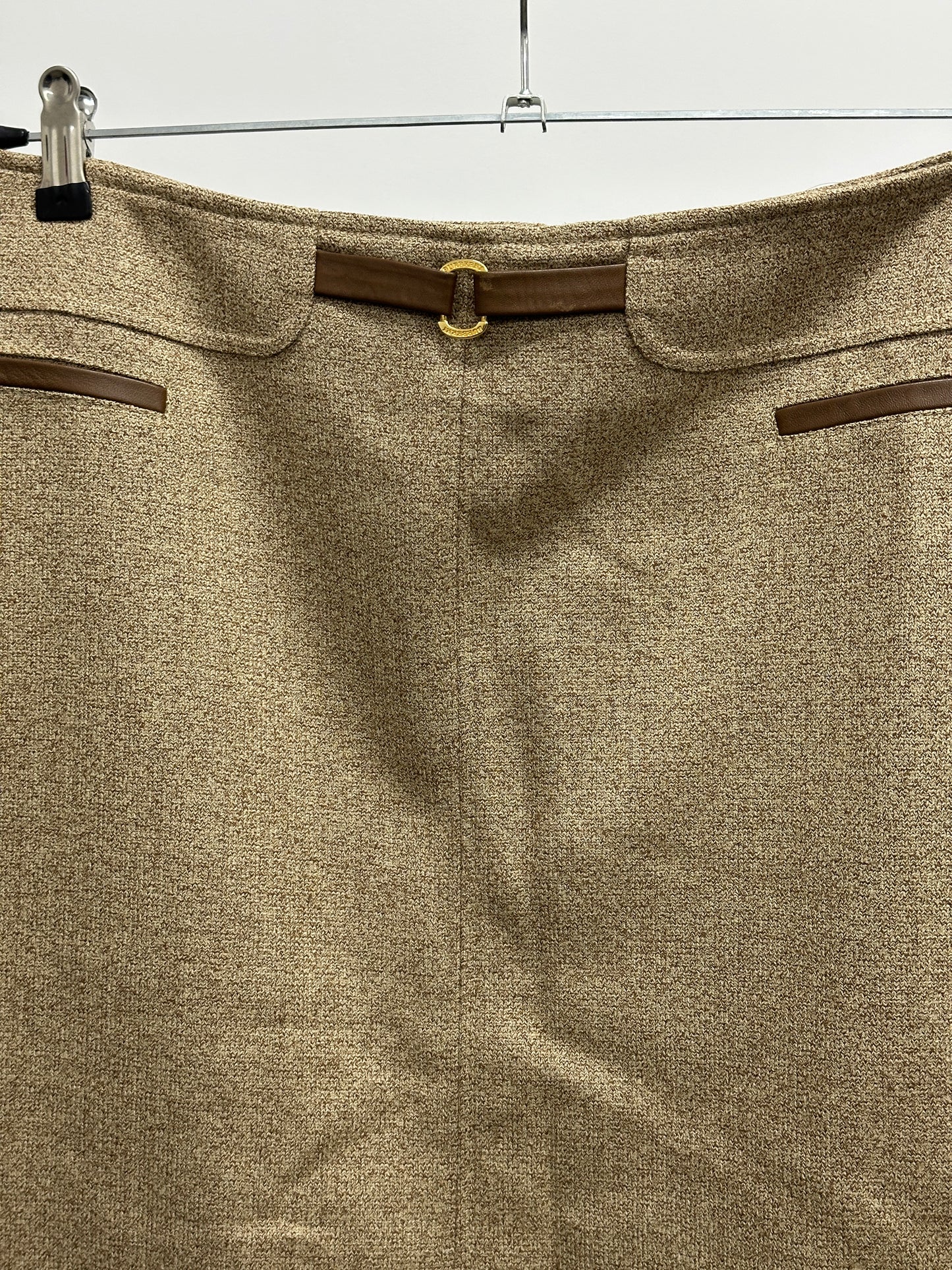 BURBERRY wool skirt (L)
