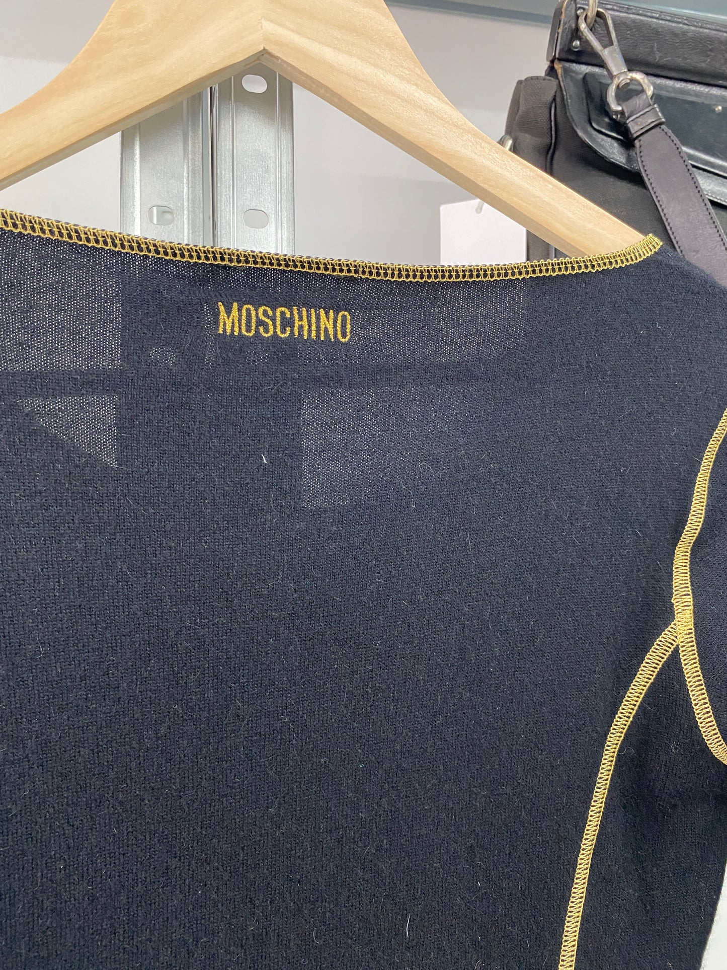 MOSCHINO knee-length dress w/ heart (M)