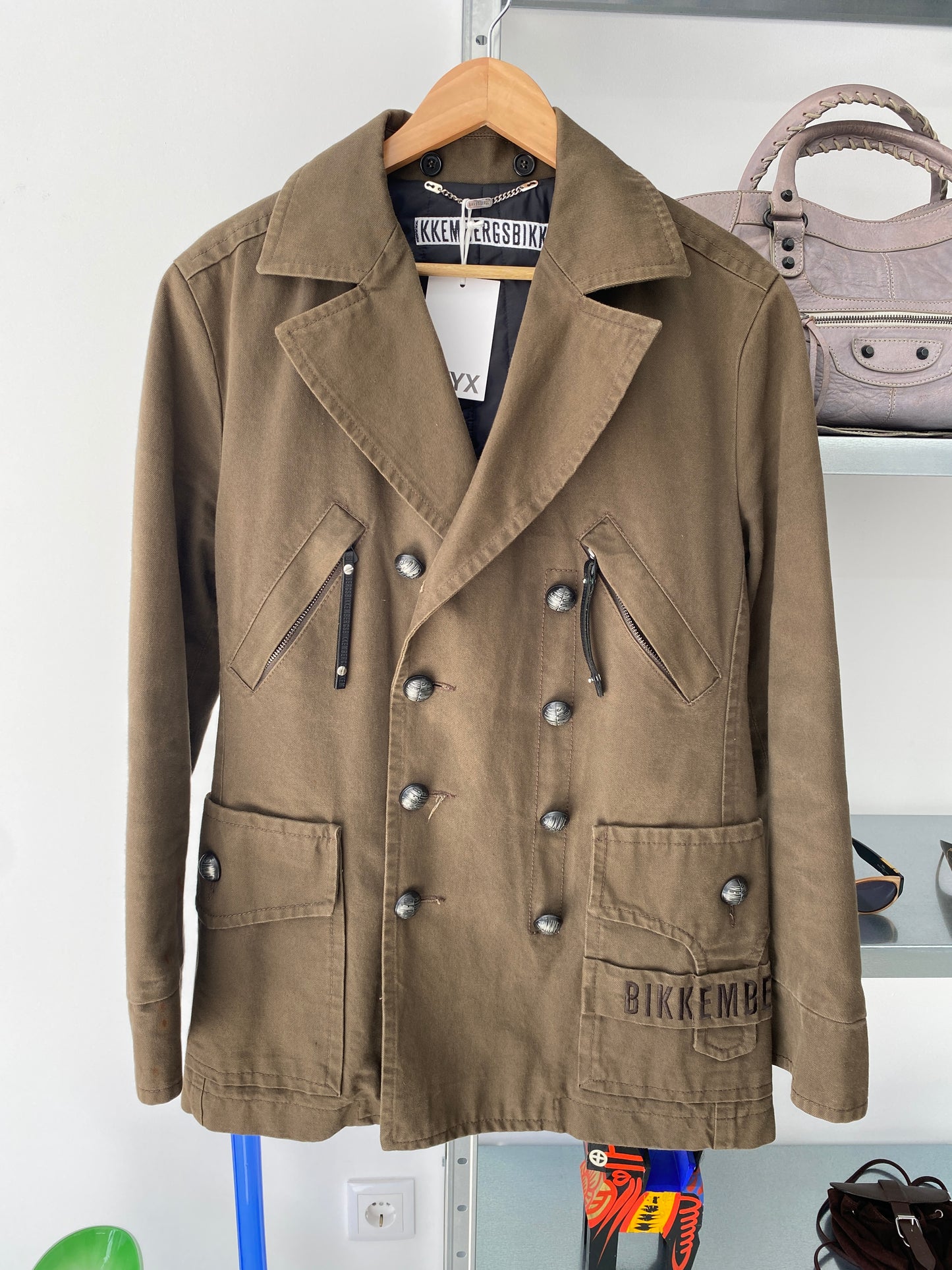 BIKKEMBERGS khaki blazer (S)