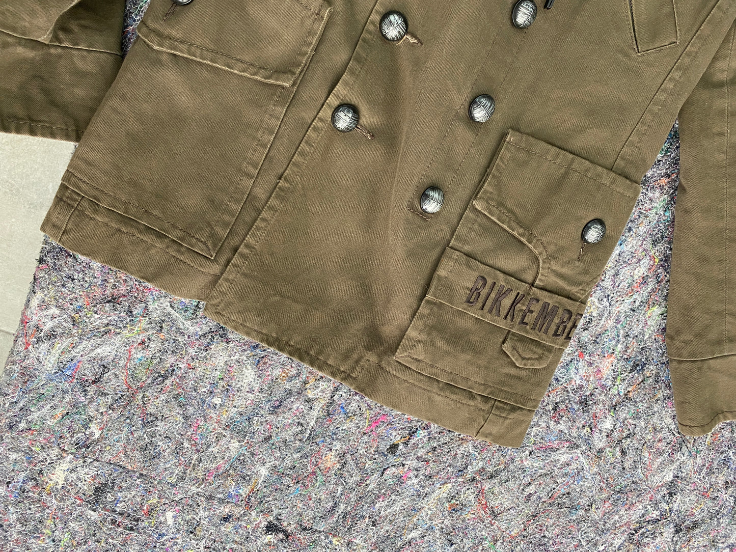 BIKKEMBERGS khaki blazer (S)