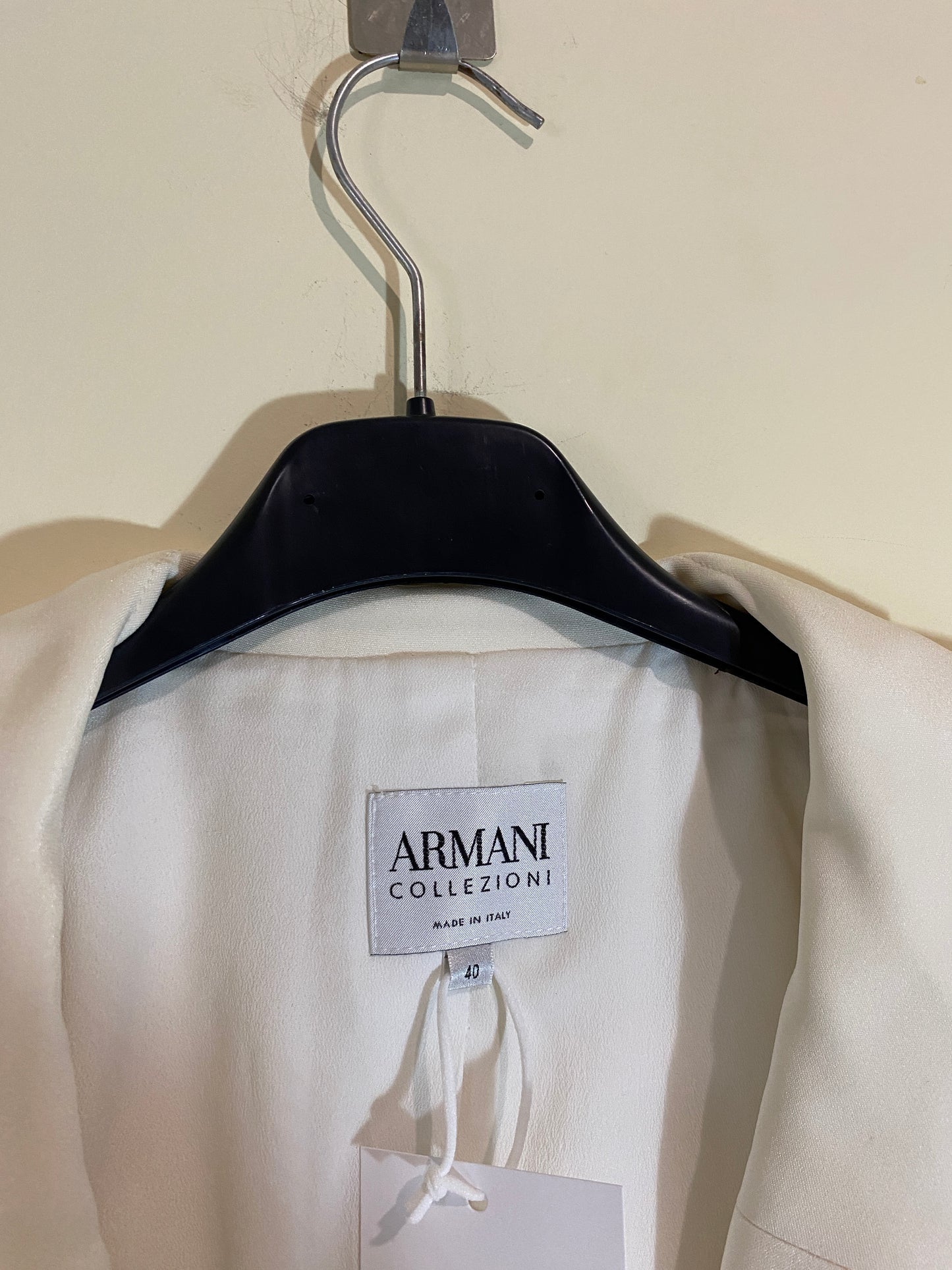 ARMANI ivory white blazer (S)