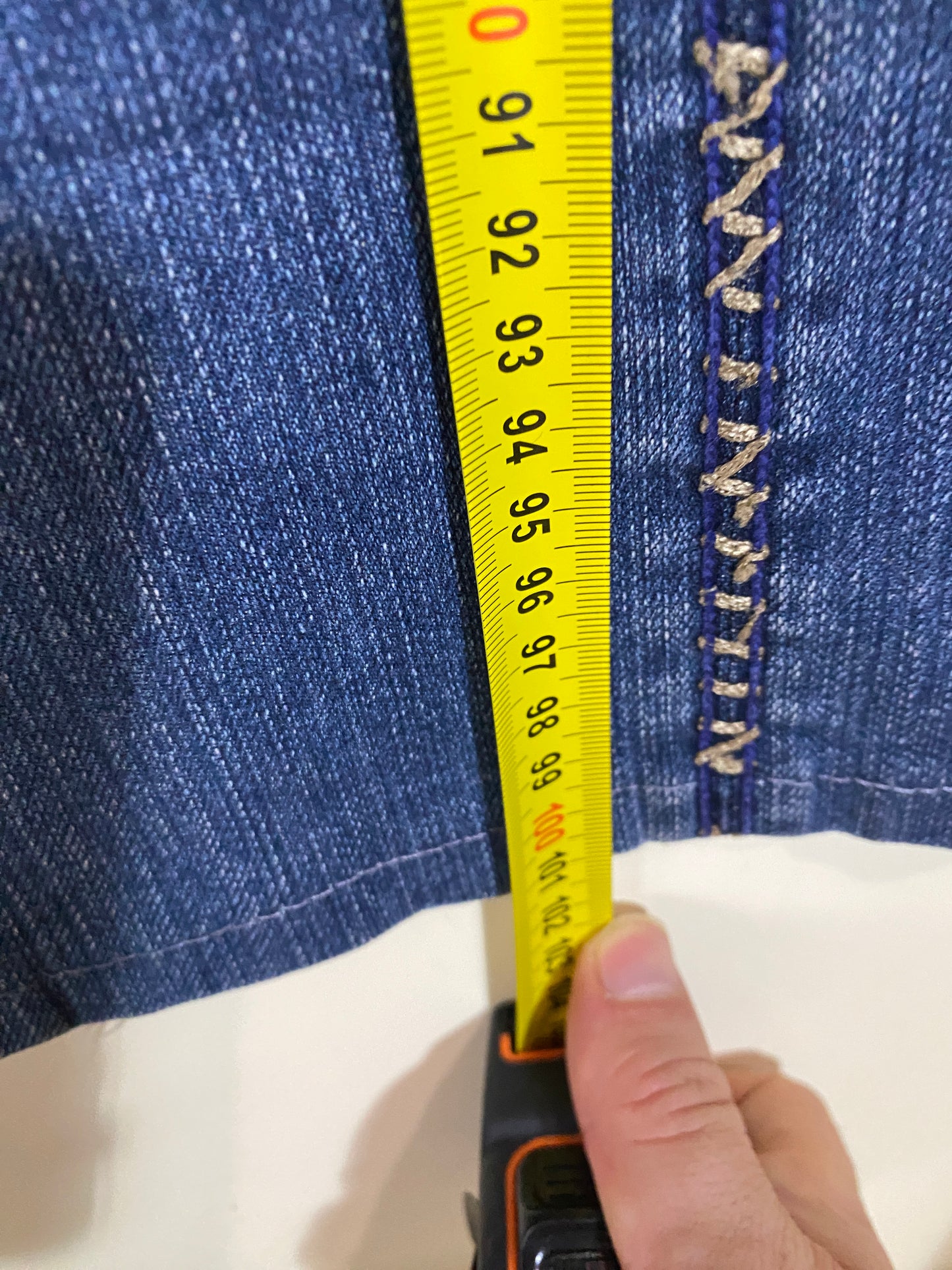 VERSACE low rise flare jeans (M)