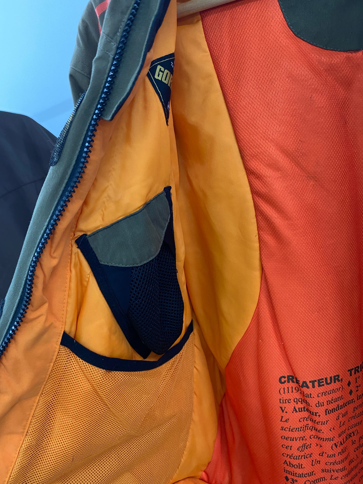 JC DE CASTELBAJAC windbreaker (S/M)