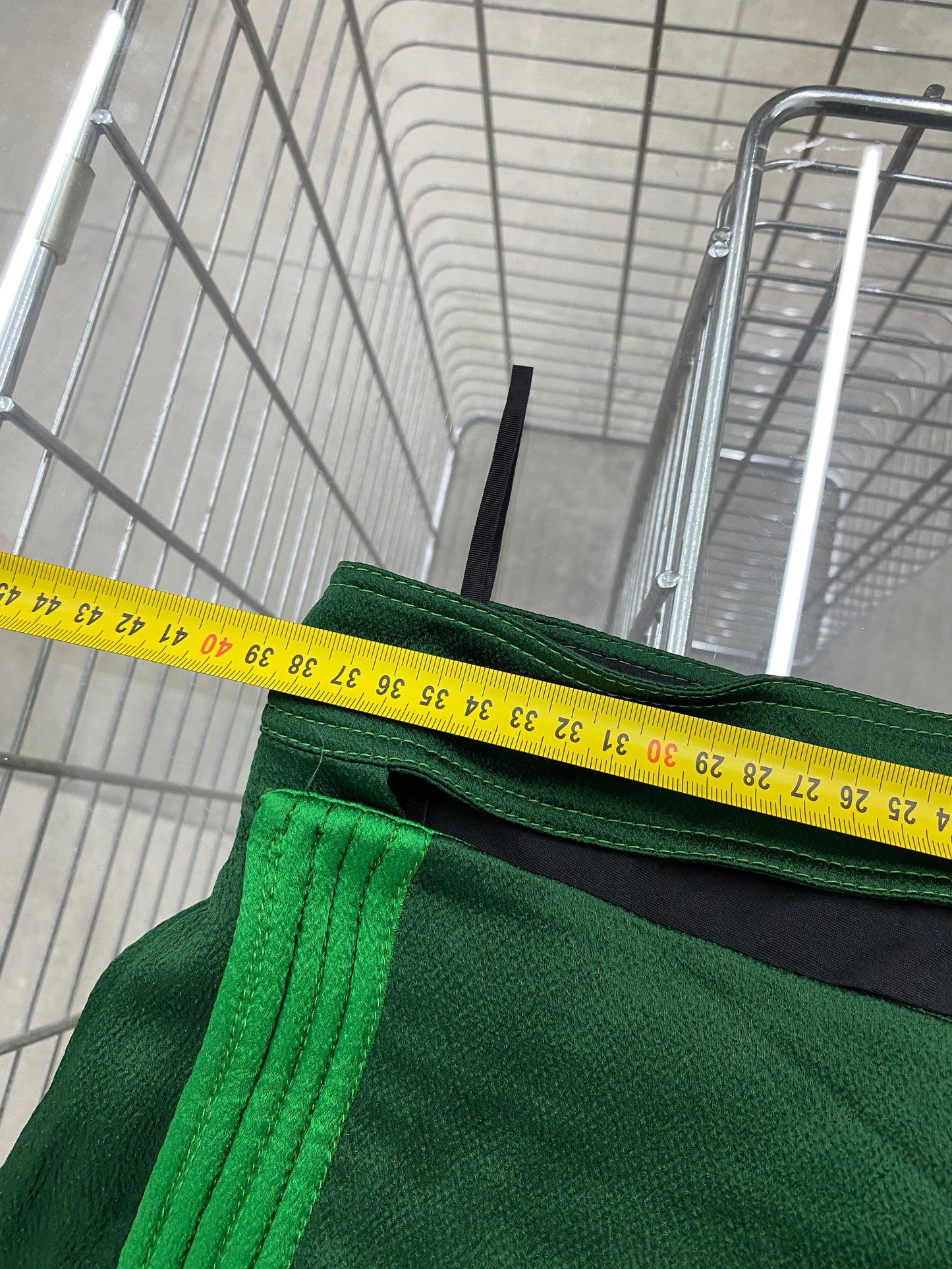 VALENTINO green trousers w/ suspended belt (L)