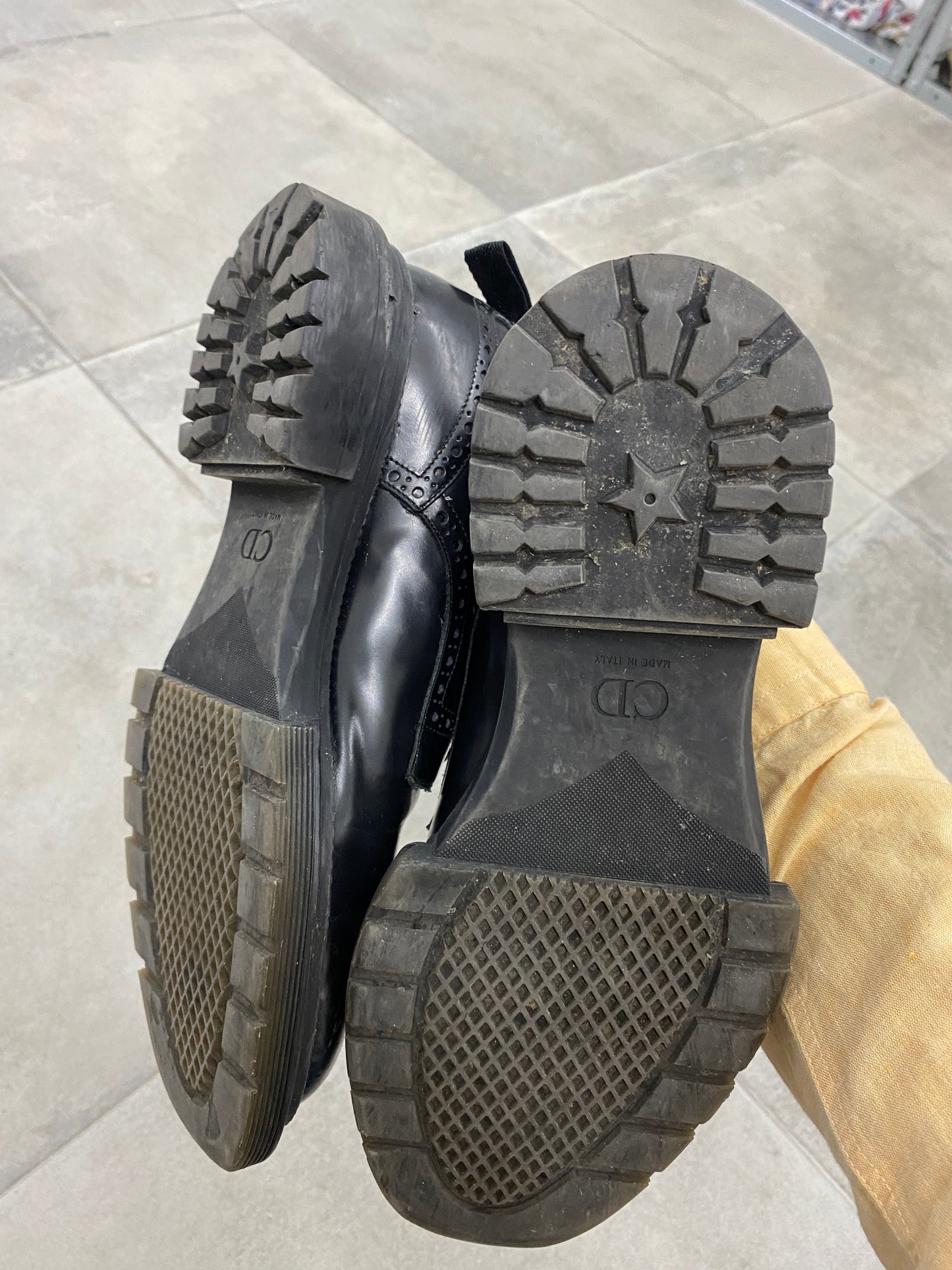 DIOR leather shoes (41)