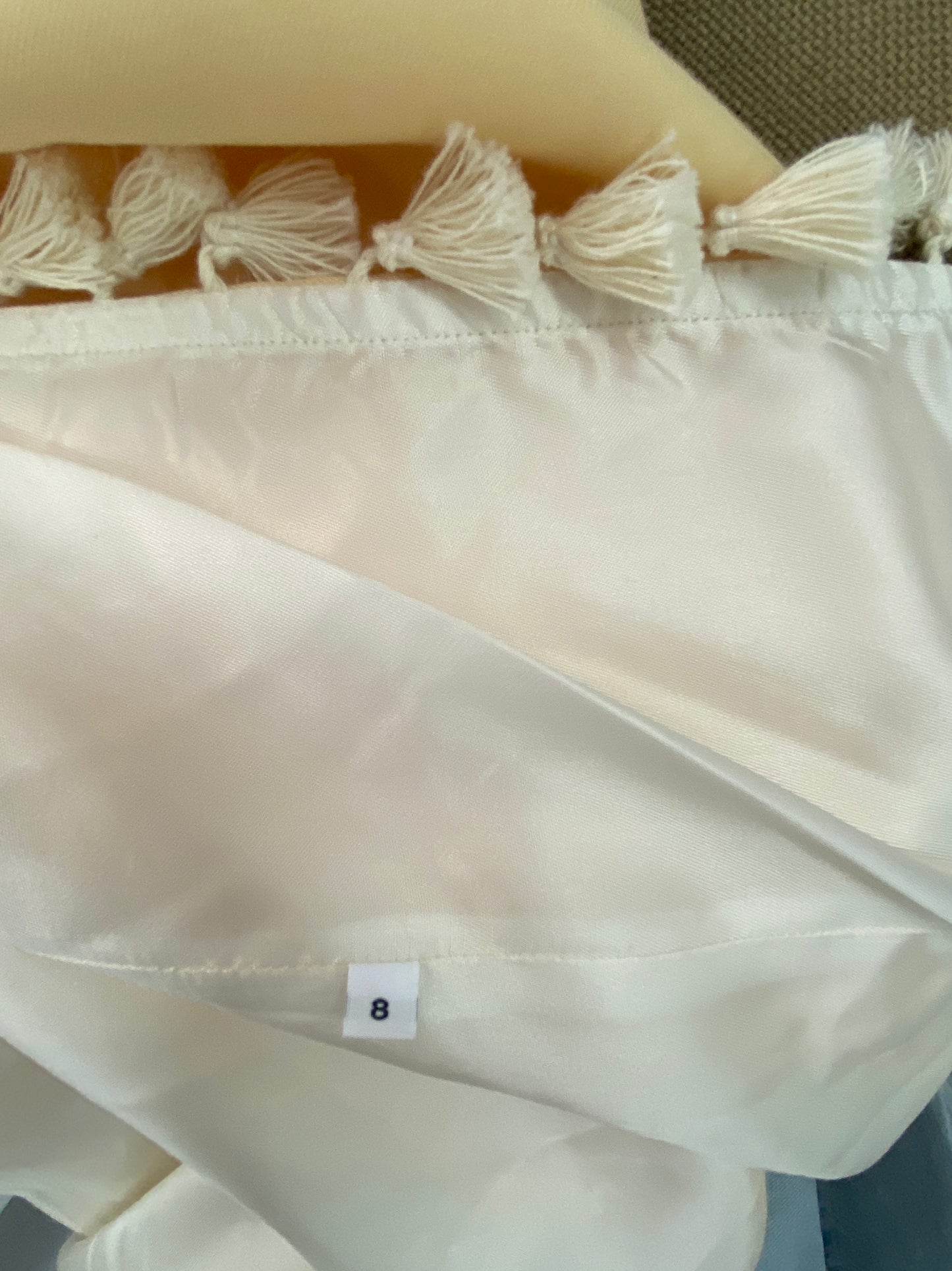 REJINA PYO beige skirt with slit (S)