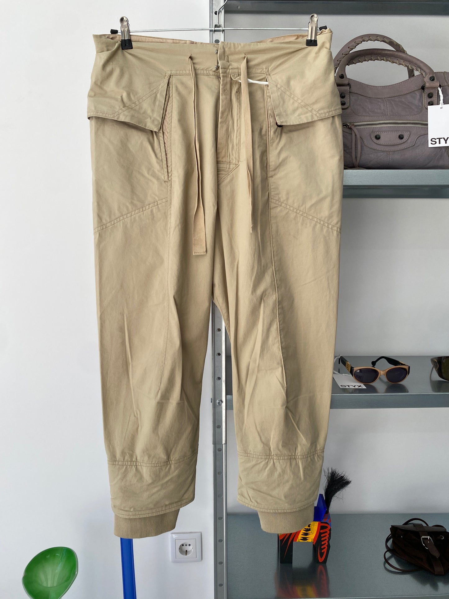 MARITHÉ FRANÇOIS GIRBAUD cargo beige trousers (XL)