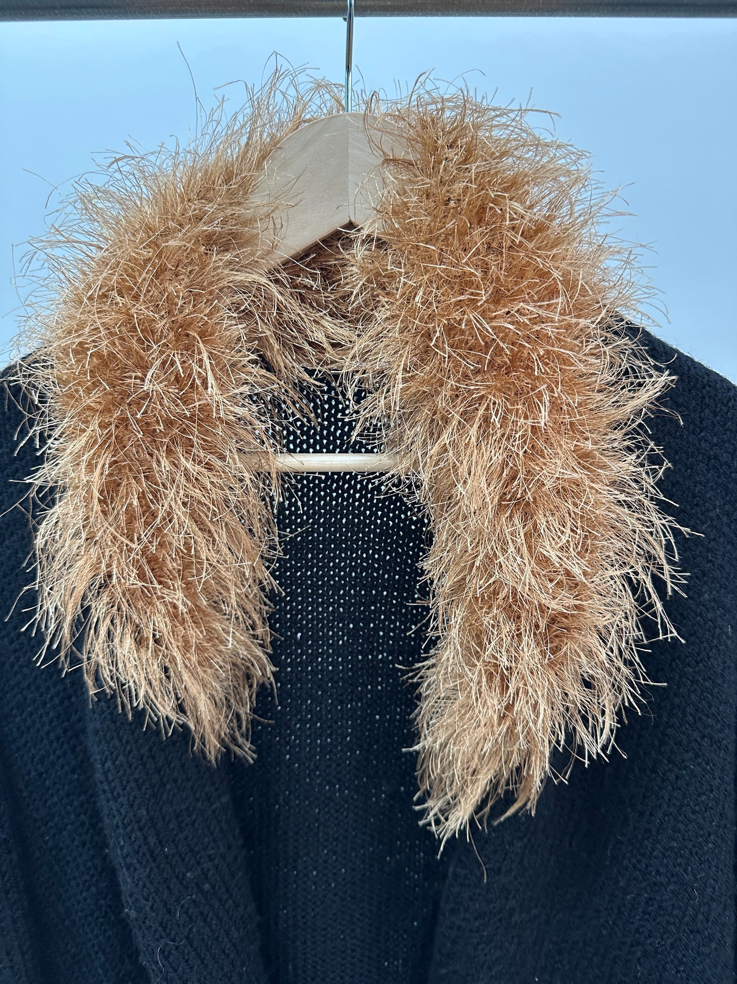 VINTAGE cardigan with faux fur collar and cuffs (L)
