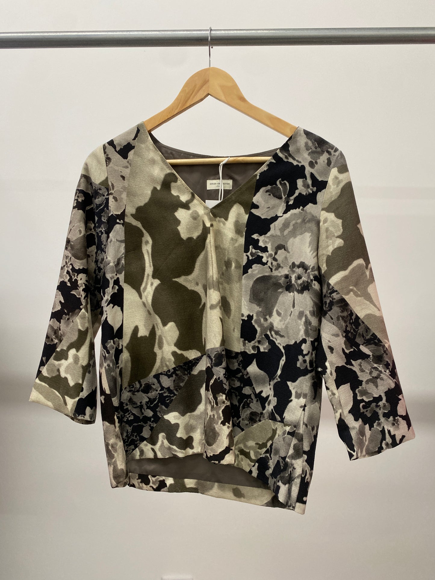 DRIES VAN NOTEN floral shirt (S)