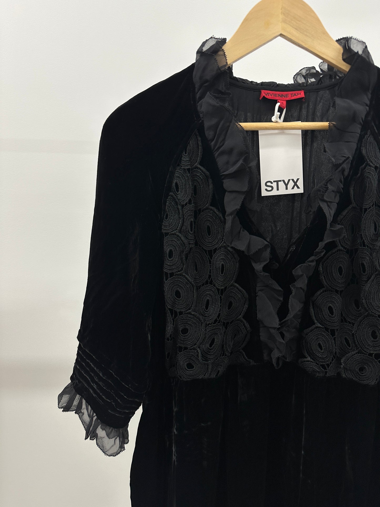 VIVIENNE TAM black lacy tunic dress (S)