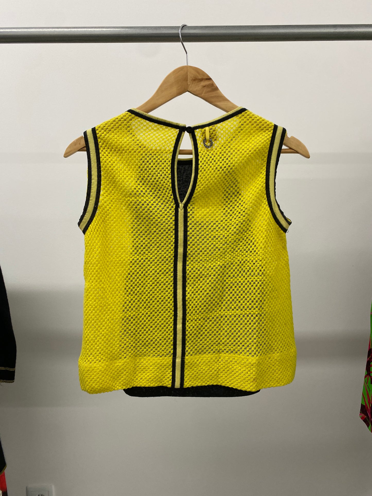SAVE THE QUEEN yellow top (S)