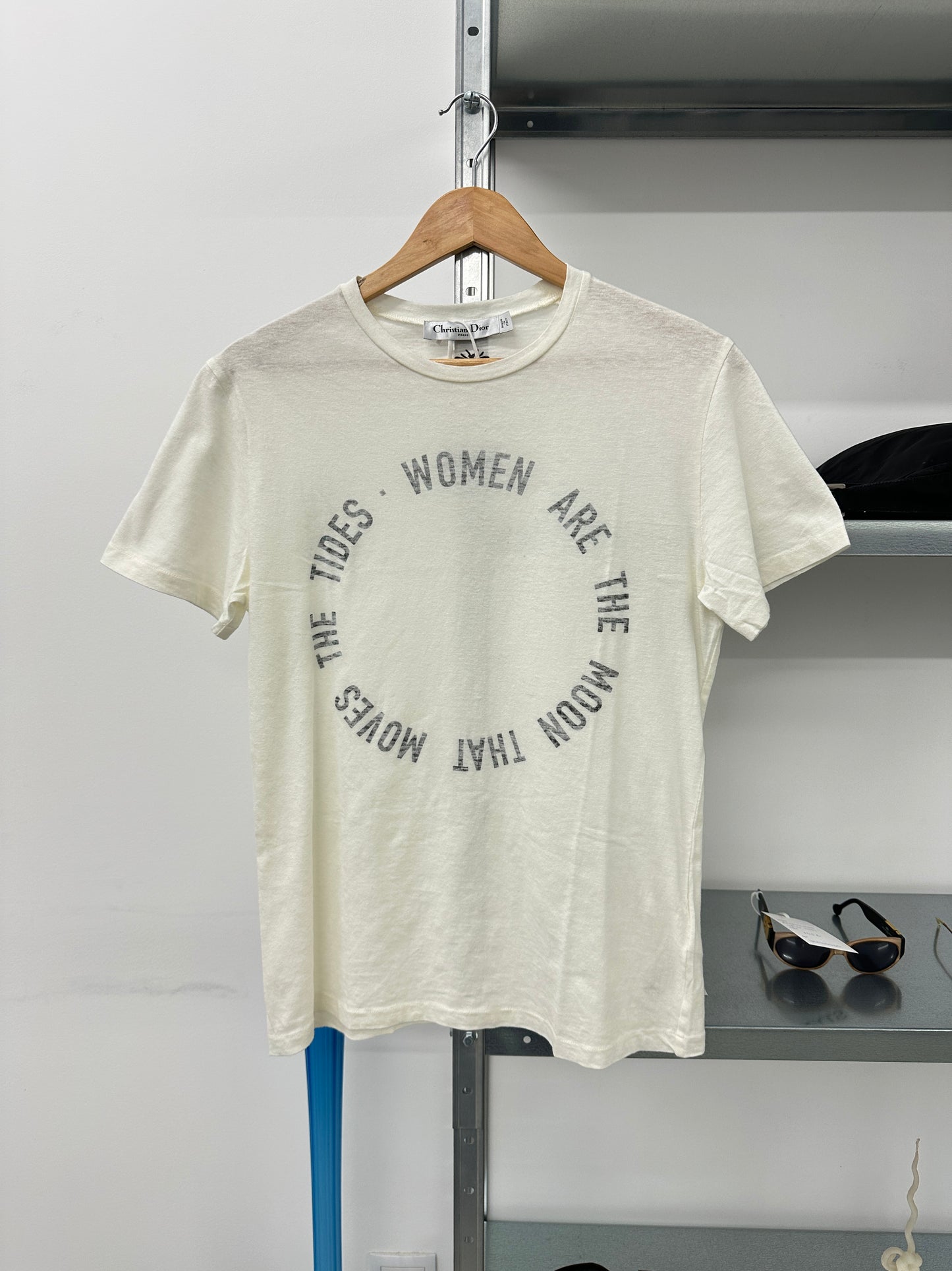 DIOR FW2020 Women are the moon that moves the tides t-shirt (S)