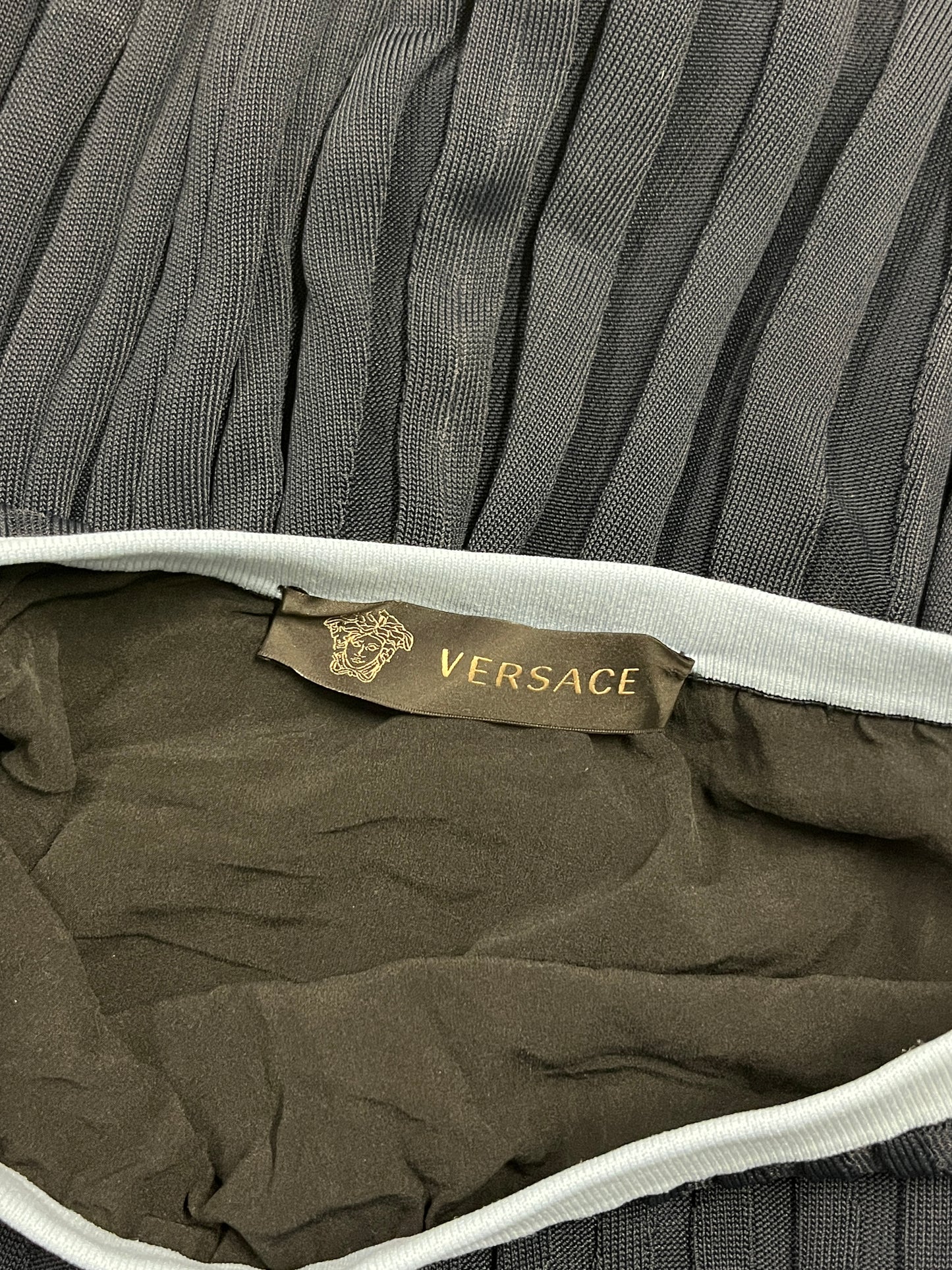 VERSACE pleated navy skirt (XS)