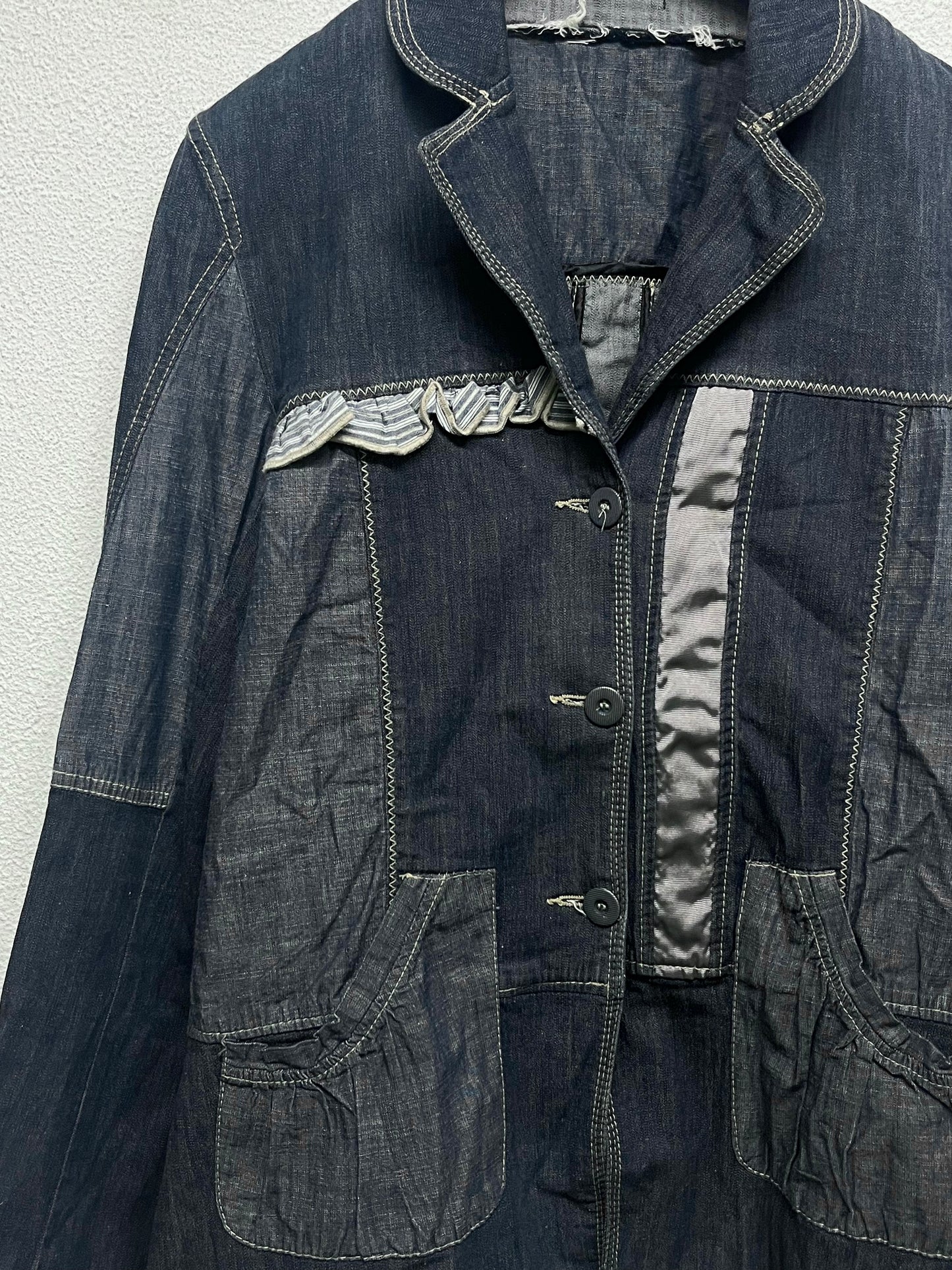 VINTAGE patch-work denim jacket (M)