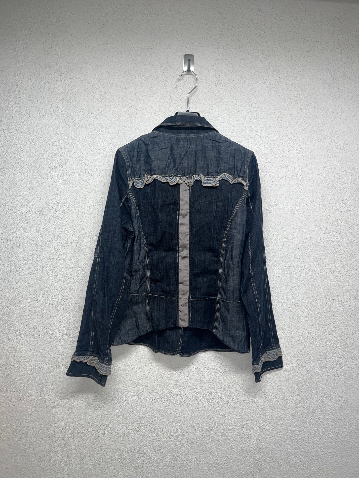 VINTAGE patch-work denim jacket (M)