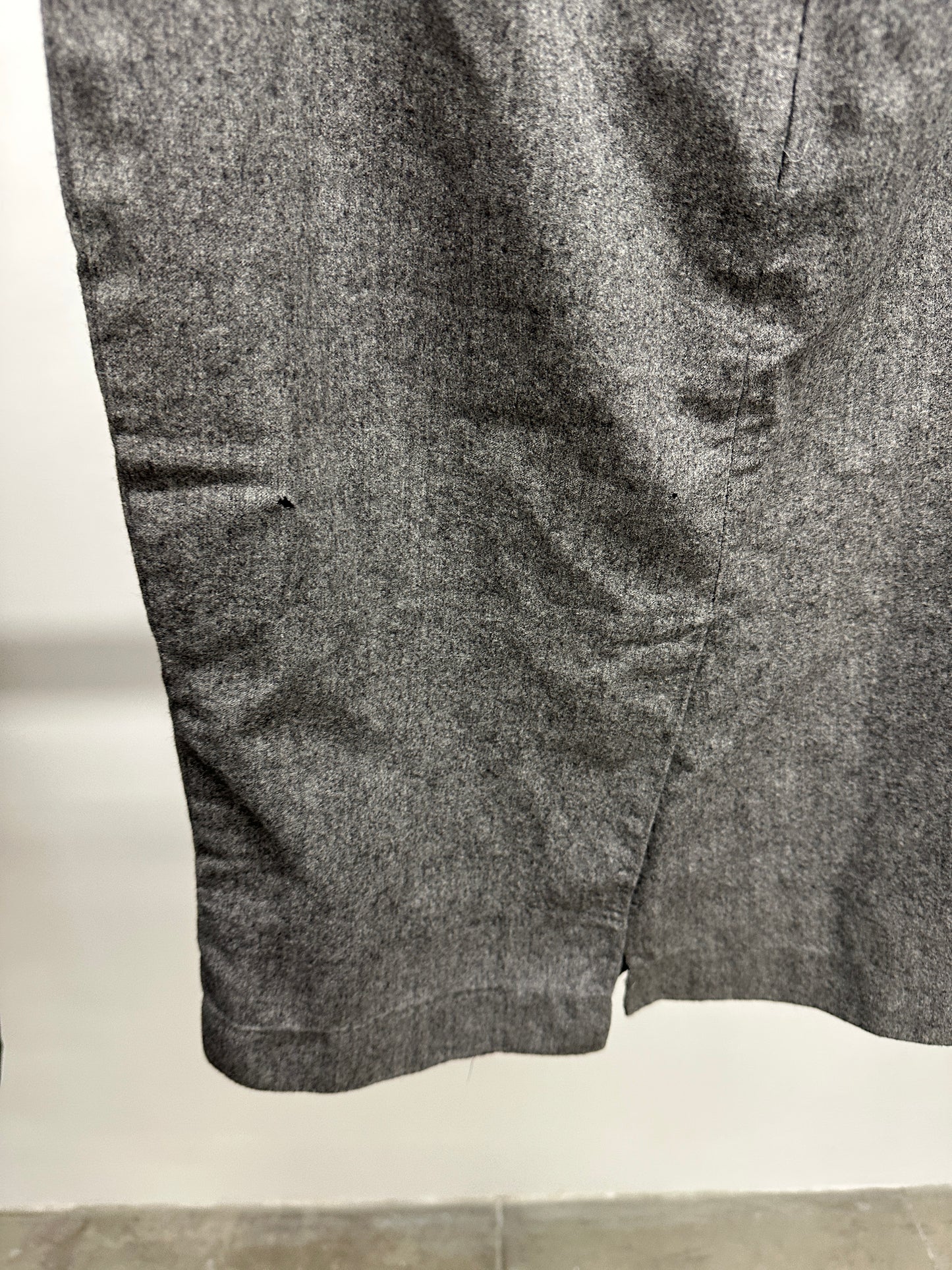 BURBERRY wool skirt (M)