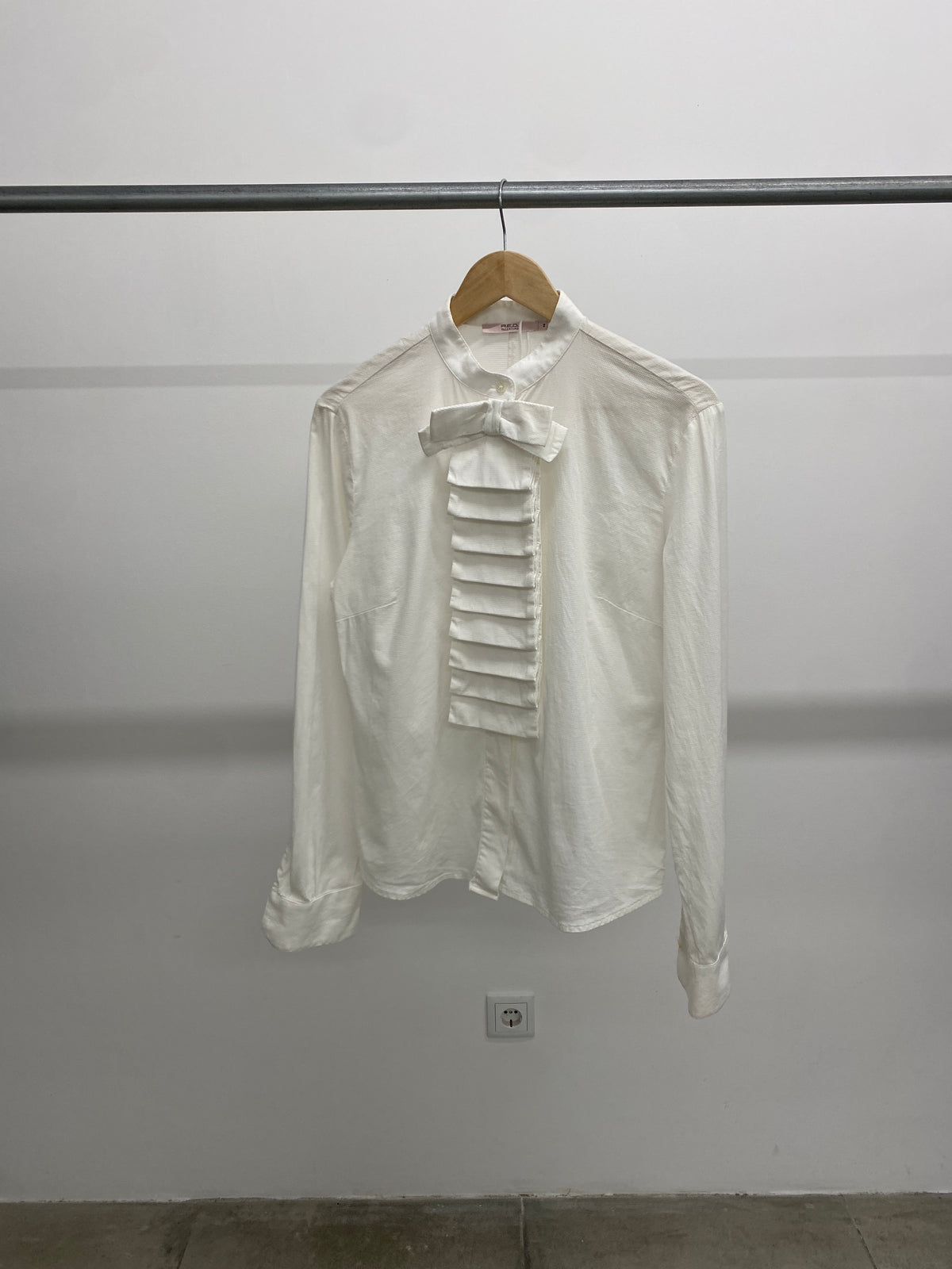 Valentino white detailed cotton shirt (46 IT)