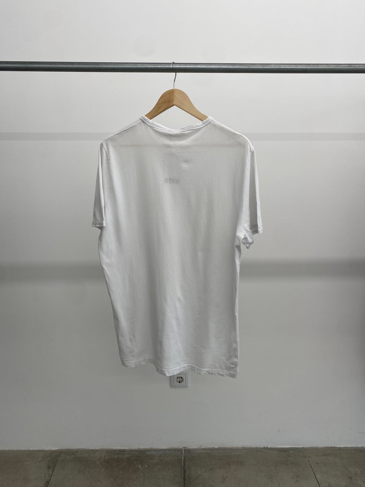 2000s Prada white cotton t-shirt (XXL)