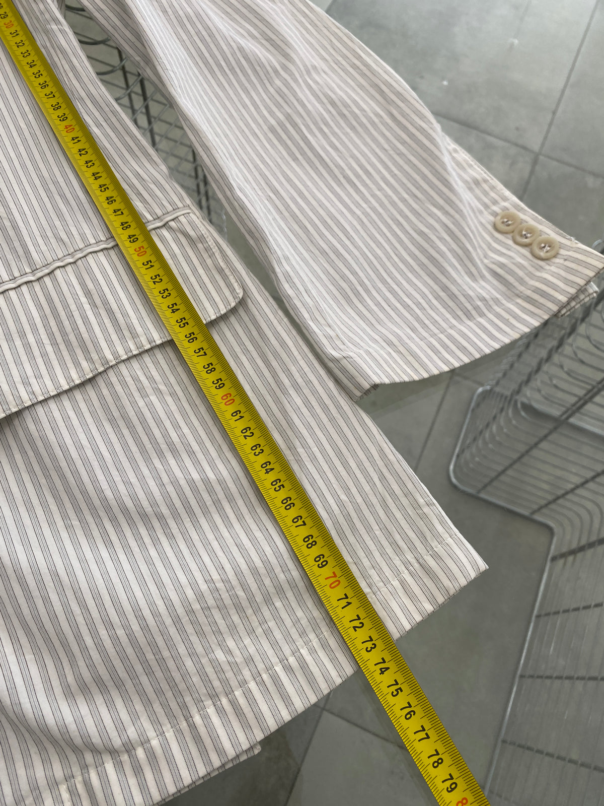 Burberry white stripped jacket (L)