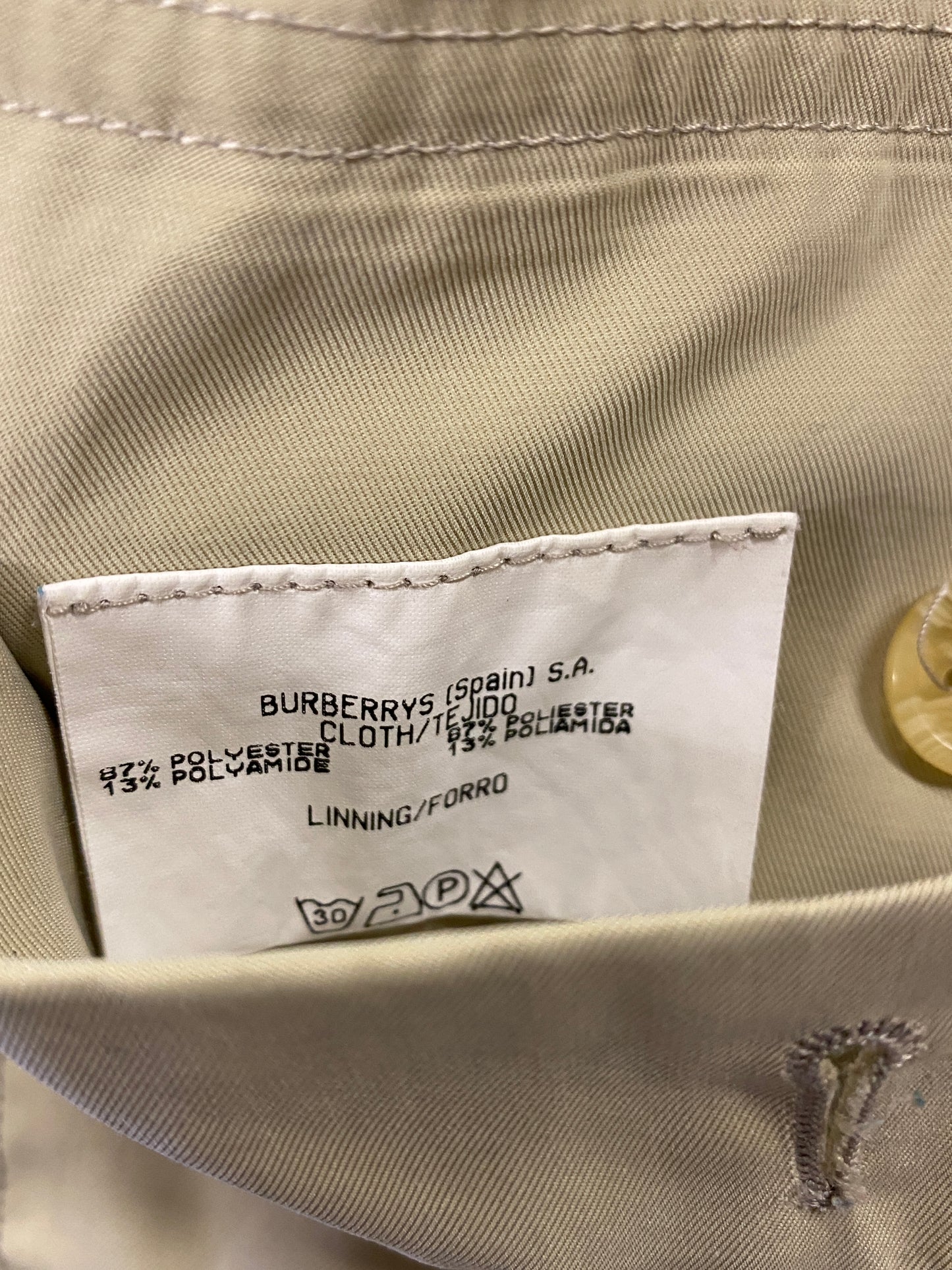 BURBERRY beige parka (L)