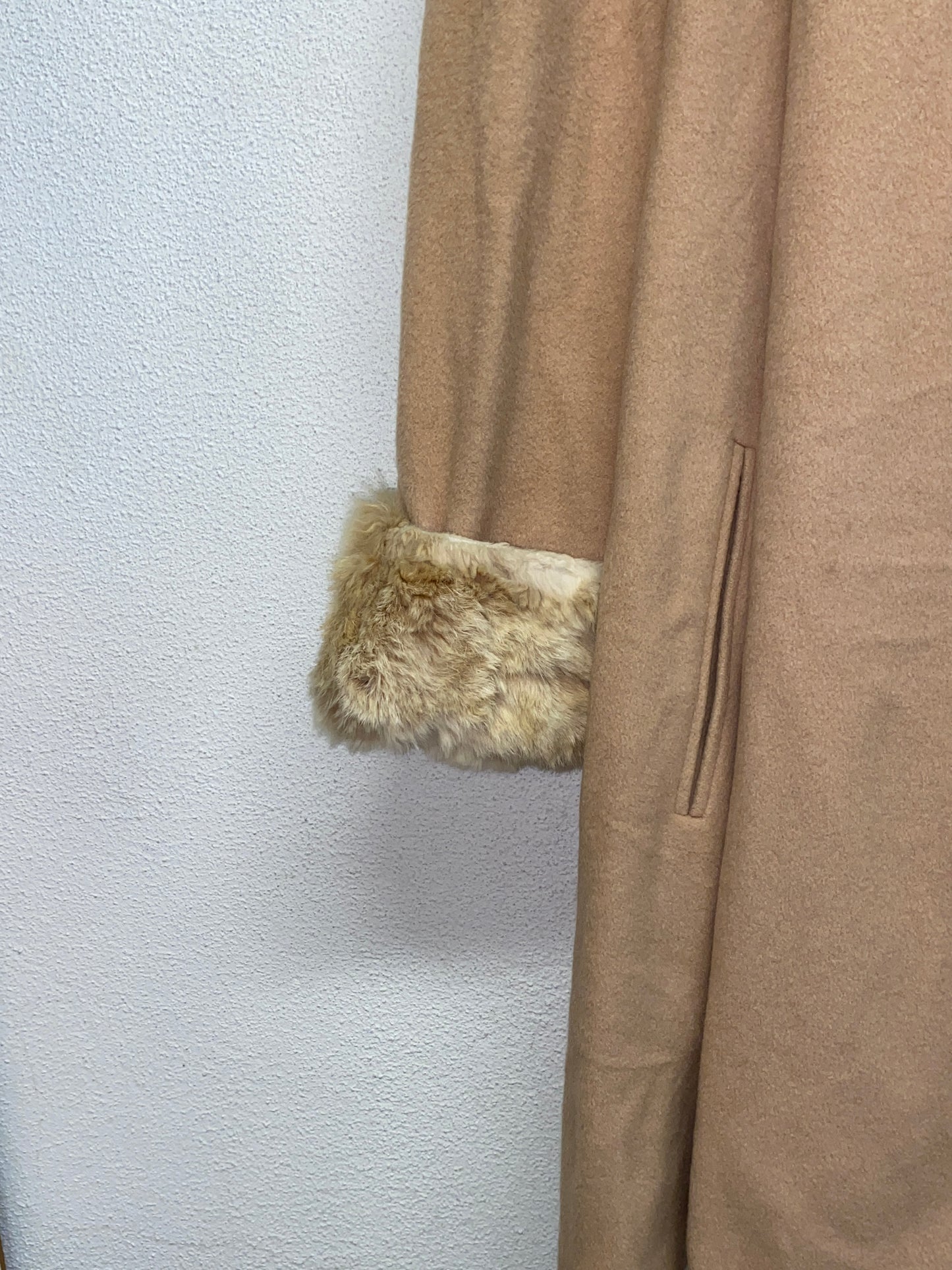 BETTY BARCLAY beige cashmere coat (L)