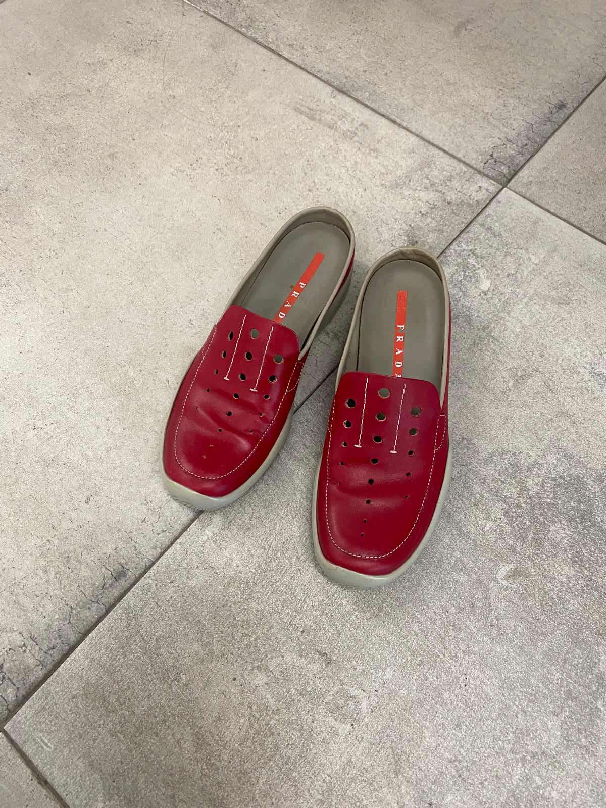 Prada vintage red leather mules (39 EU)