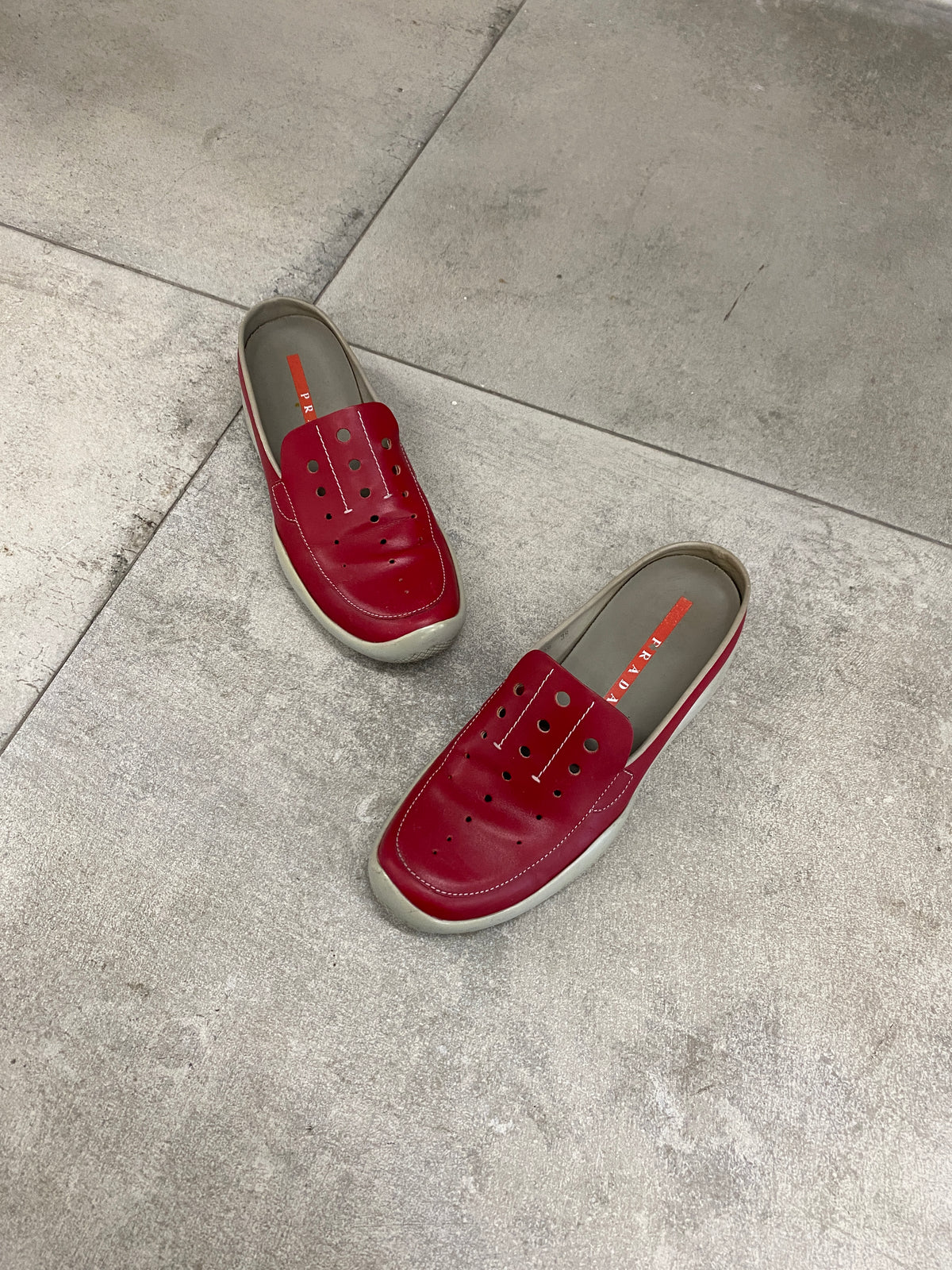 Prada vintage red leather mules (39 EU)