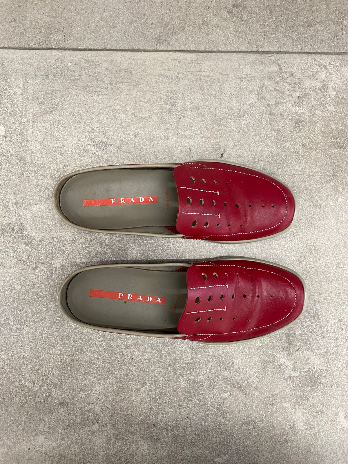 Prada vintage red leather mules (39 EU)
