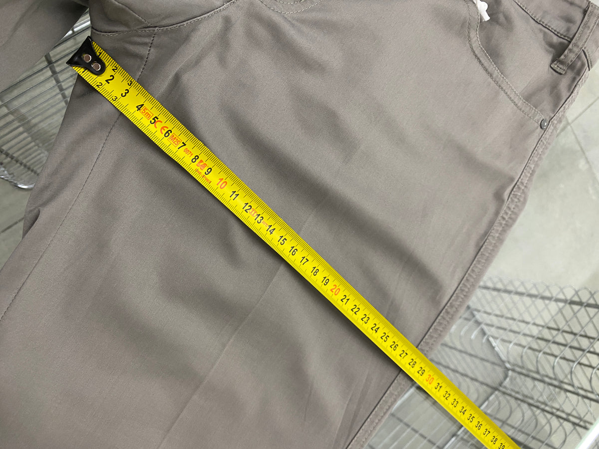 Armani Jeans grey cotton trousers (40)