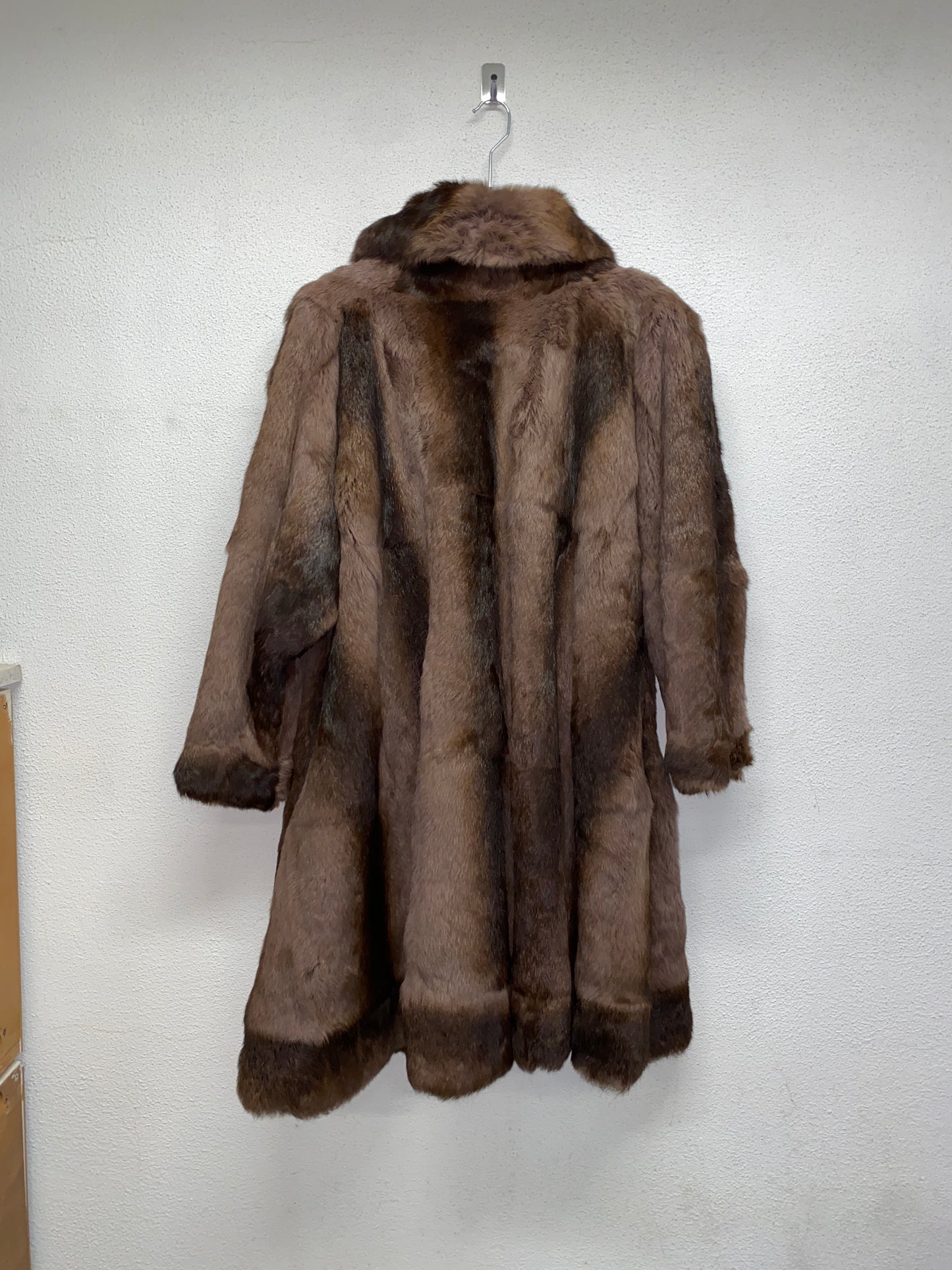 VINTAGE brown fur coat (L/XL)