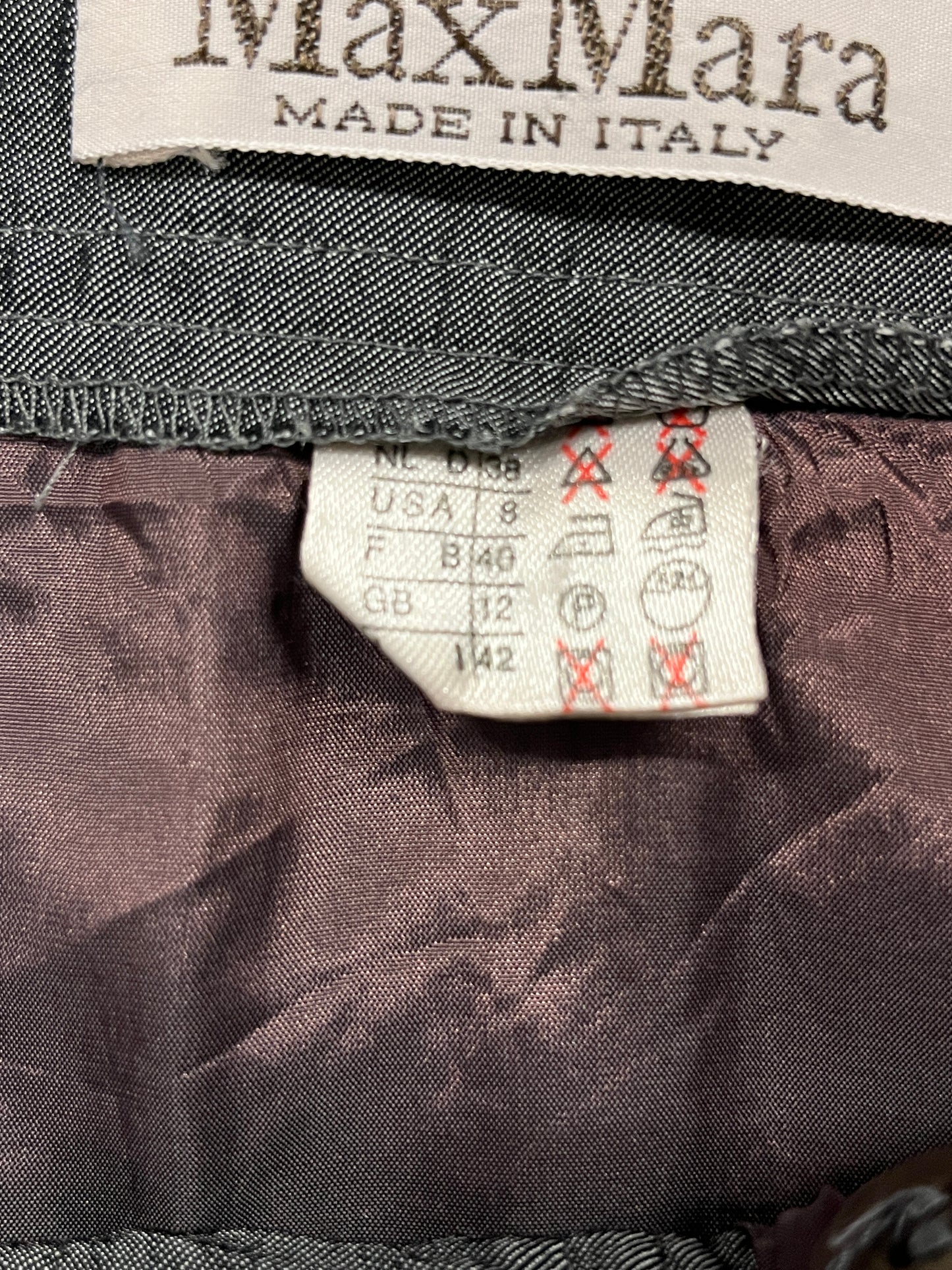 MAX MARA grey shiny button up wool skirt (XS/S)