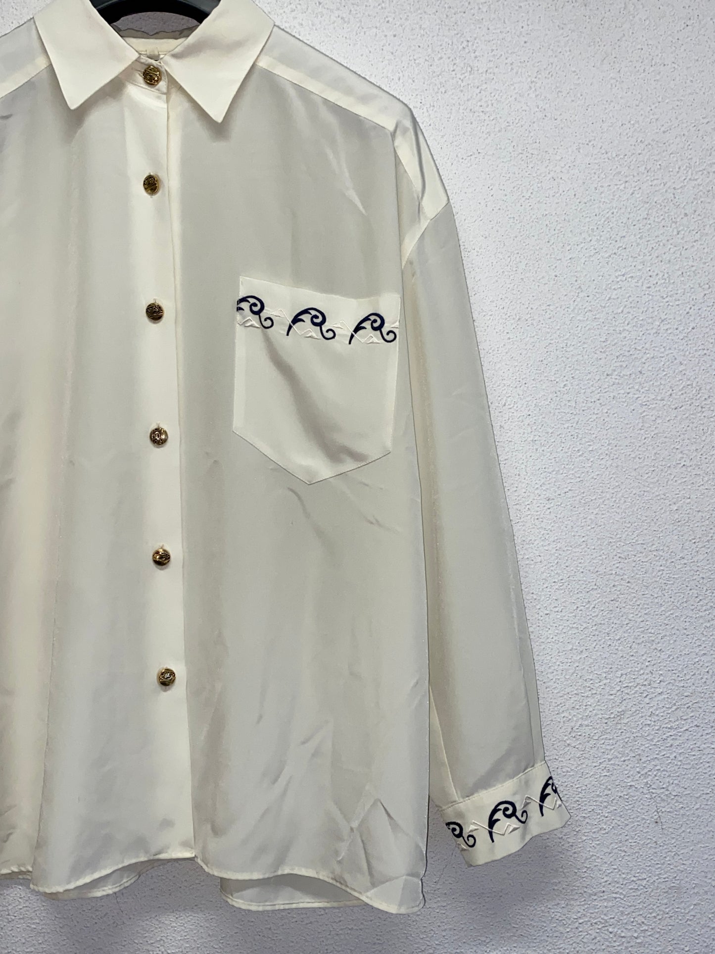 VINTAGE embroidery shirt (L/XL)