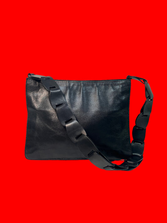 GUCCI by Tom Ford rare S/S 1997 black leather chain strap bag