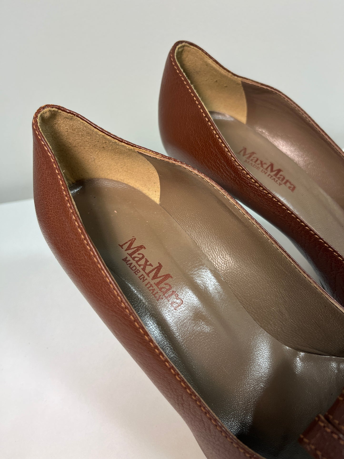 MAX MARA brown leather belted heels (39)