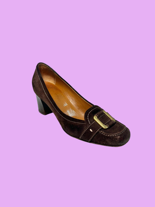 FERRAGAMO brown suede pumps with golden details (38)