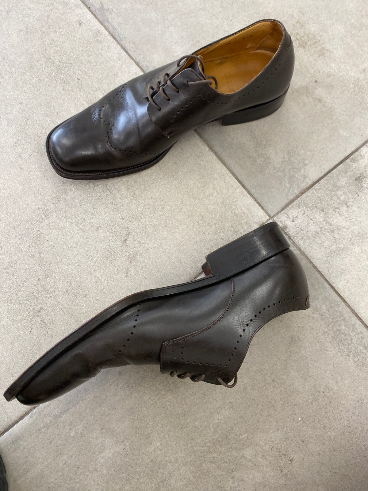 BALLY shoes (41,5)