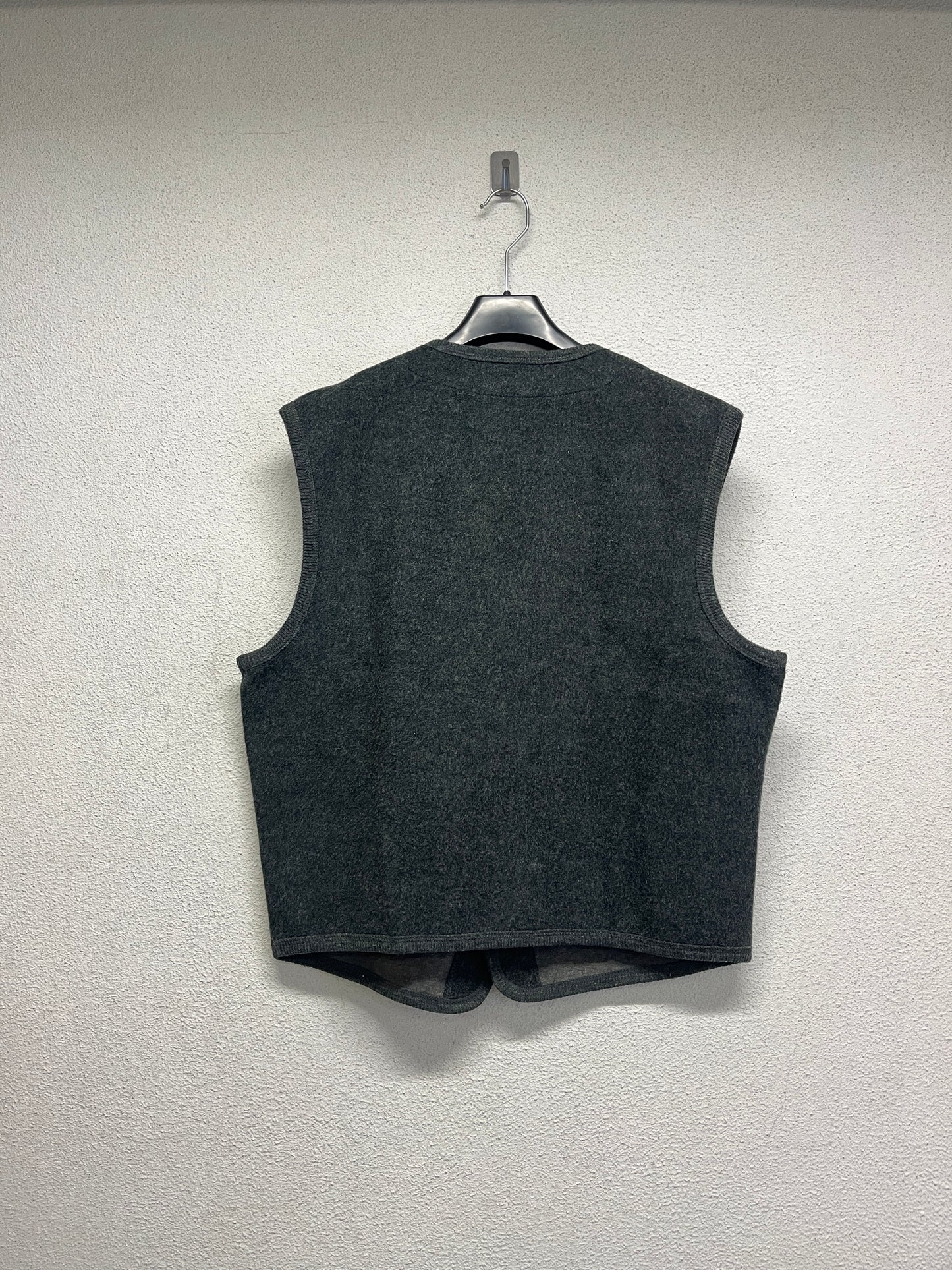 BURBERRY navy-grey plaid wool vest (XL)