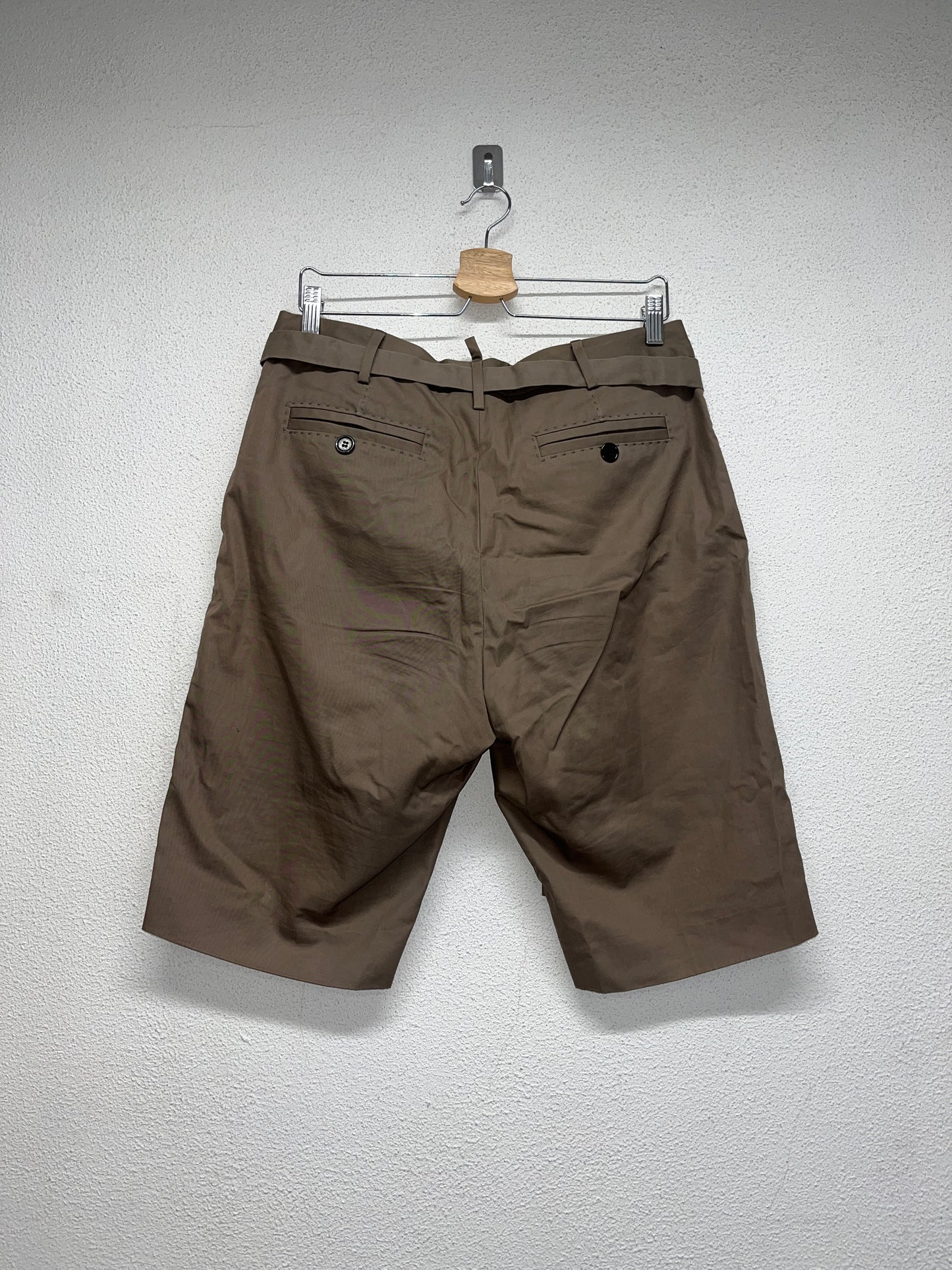 DSQUARED2 brown belted shorts (M)