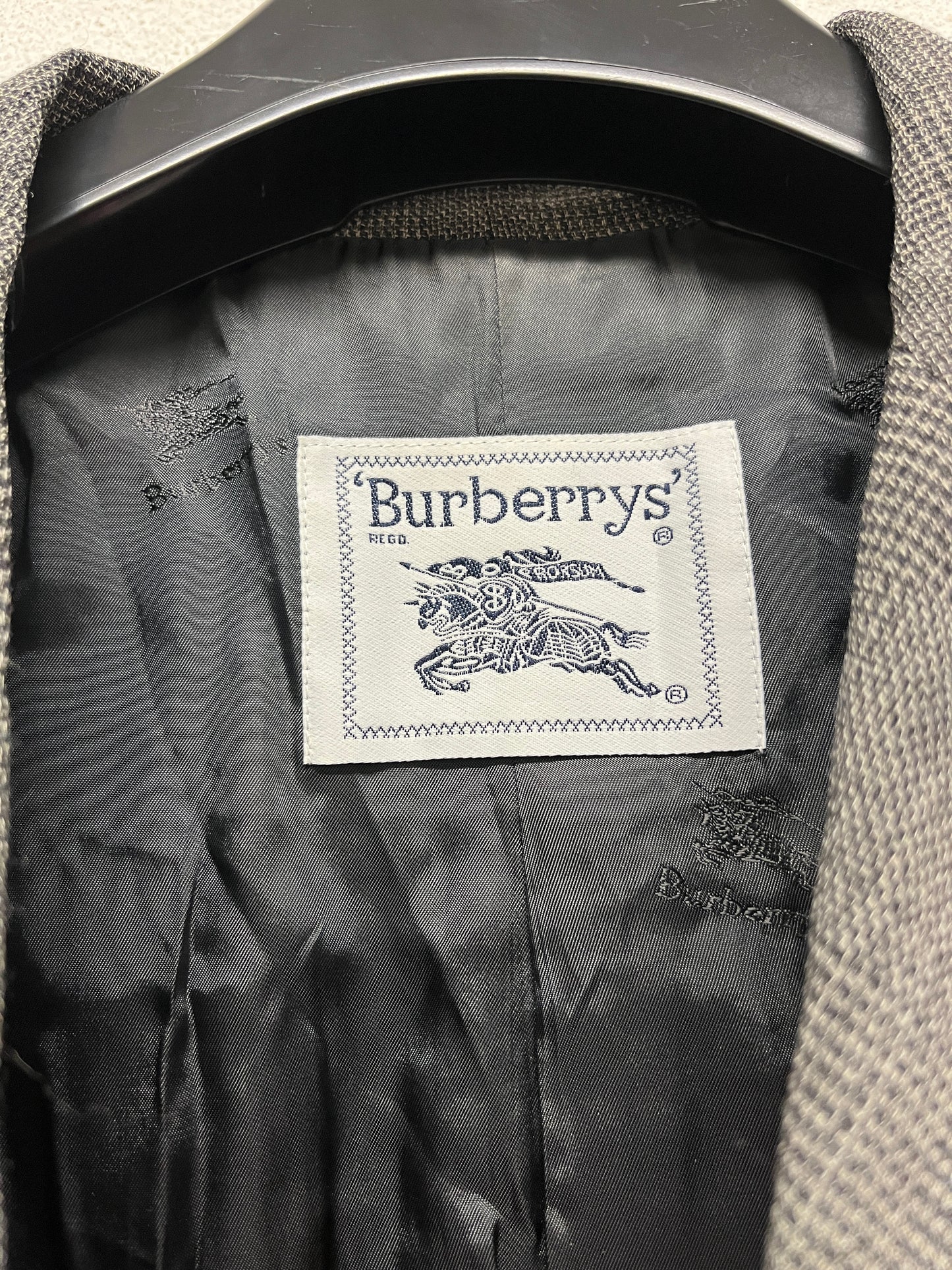 BURBERRY women's suit (M)