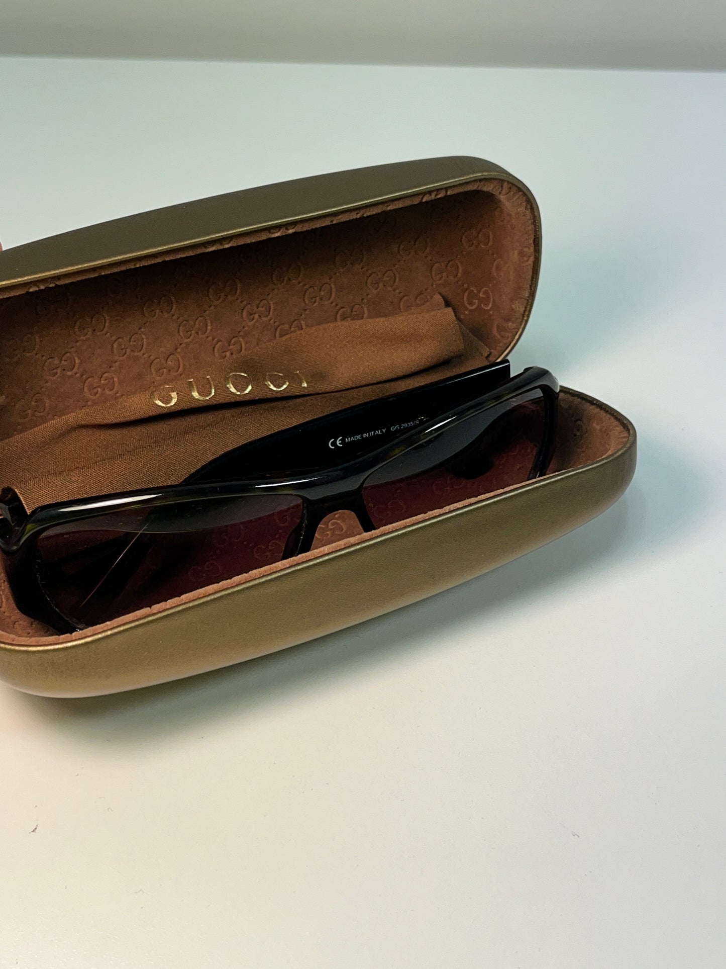 GUCCI by Tom Ford tortoise shell sunglasses