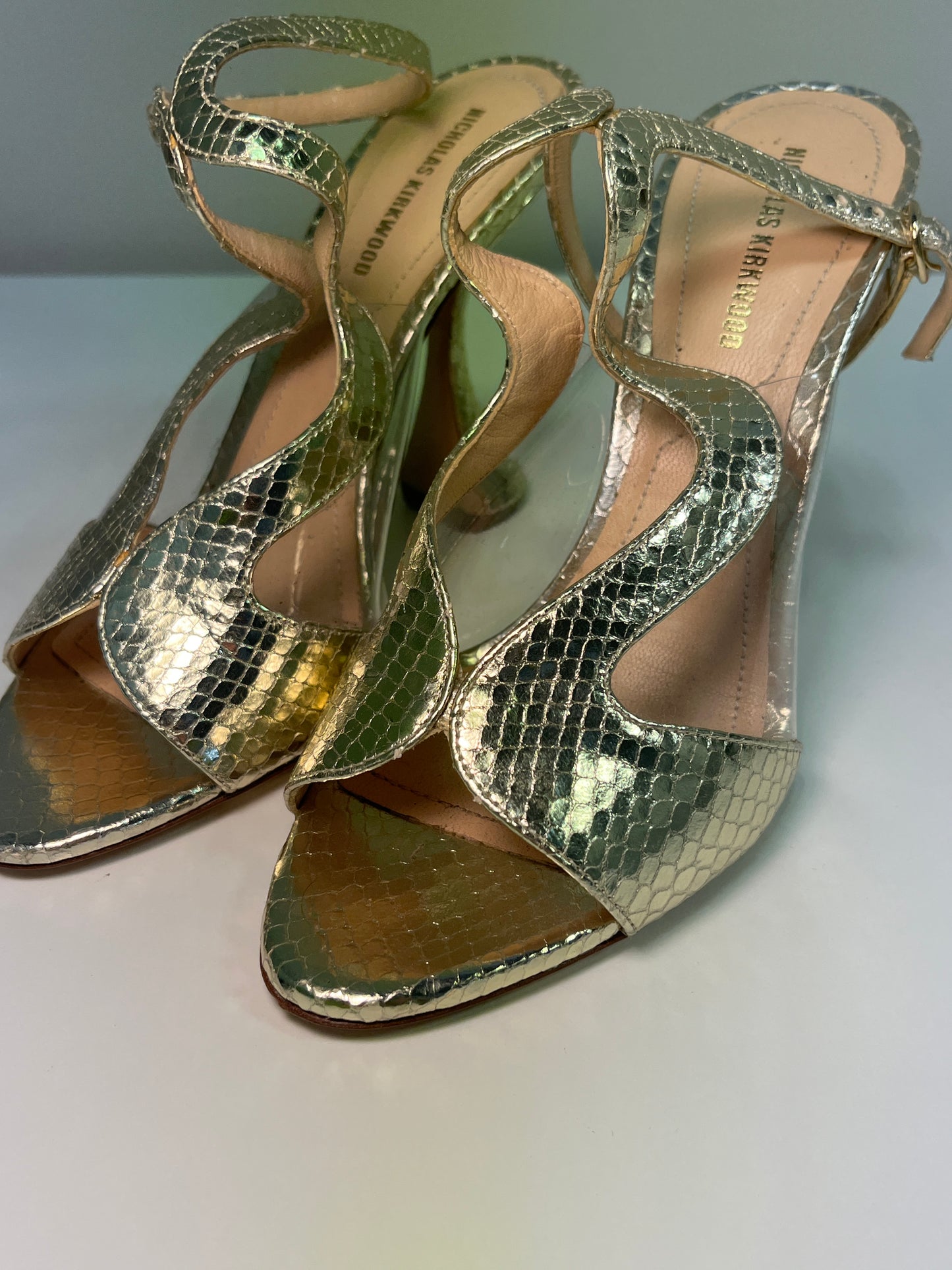 NICHOLAS KIRKWOOD gold snakeskin leather sandals (37)