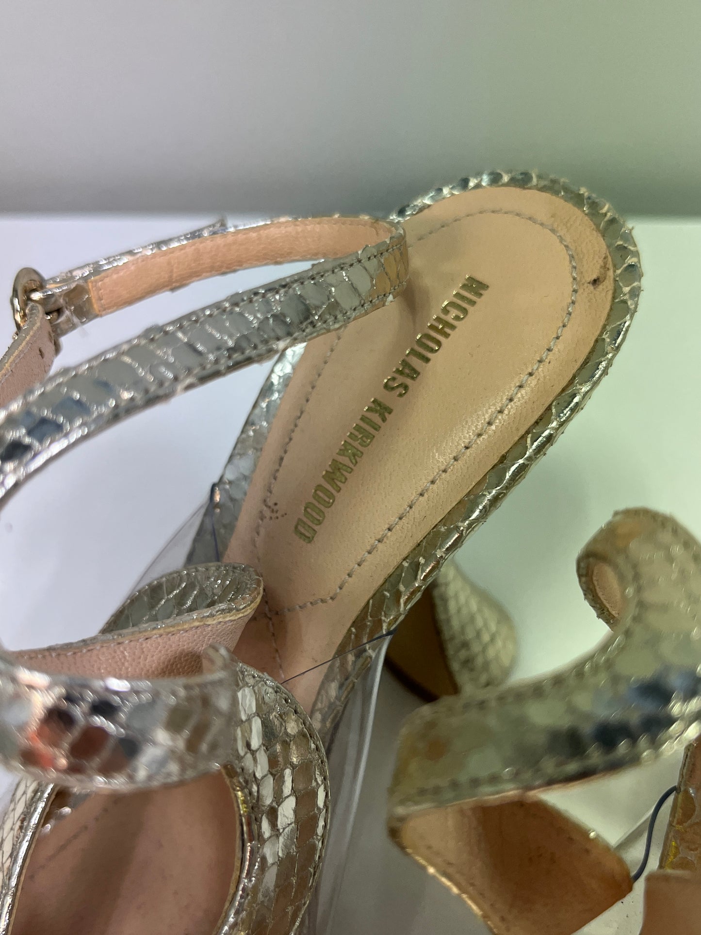 NICHOLAS KIRKWOOD gold snakeskin leather sandals (37)