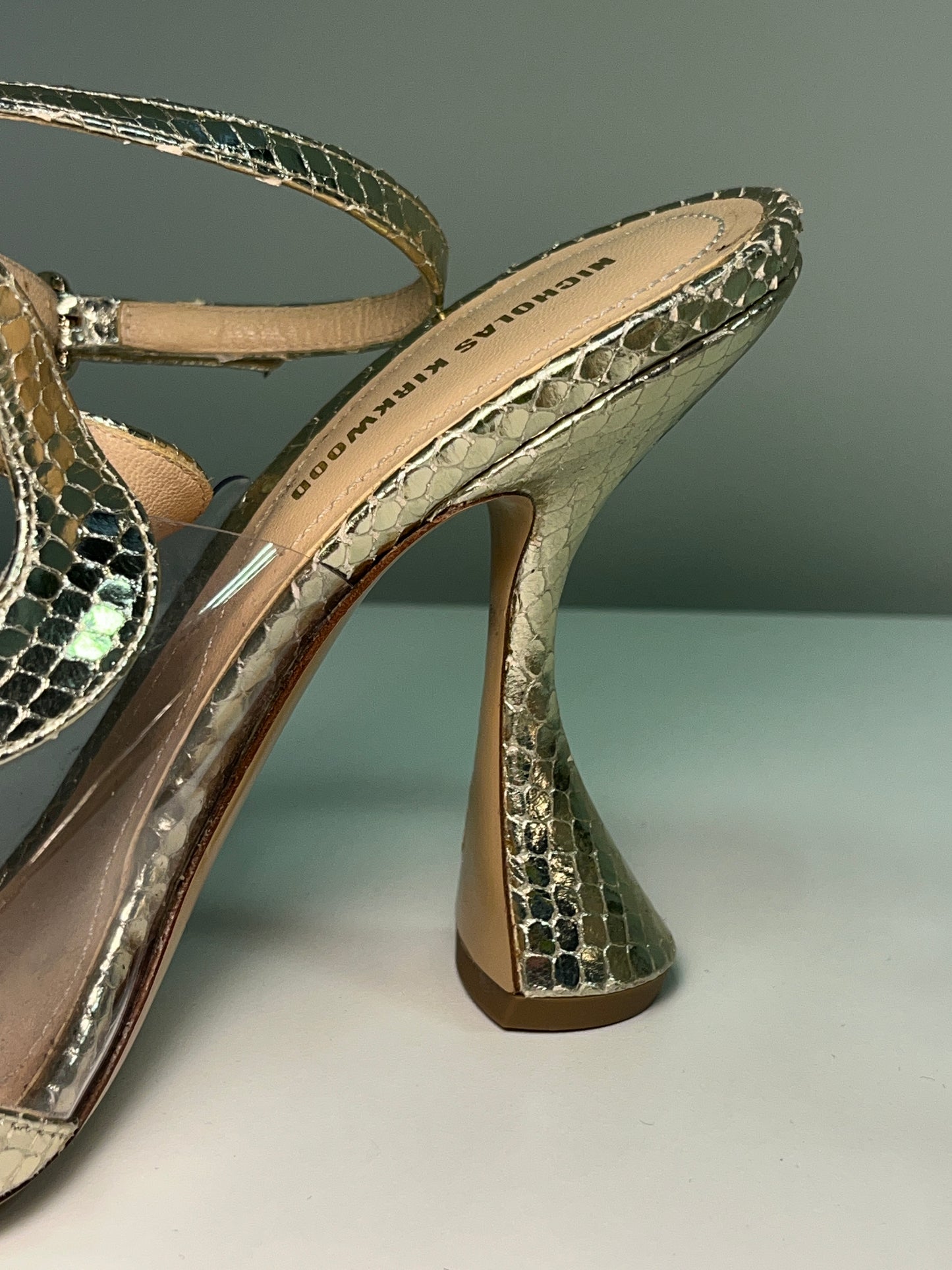 NICHOLAS KIRKWOOD gold snakeskin leather sandals (37)