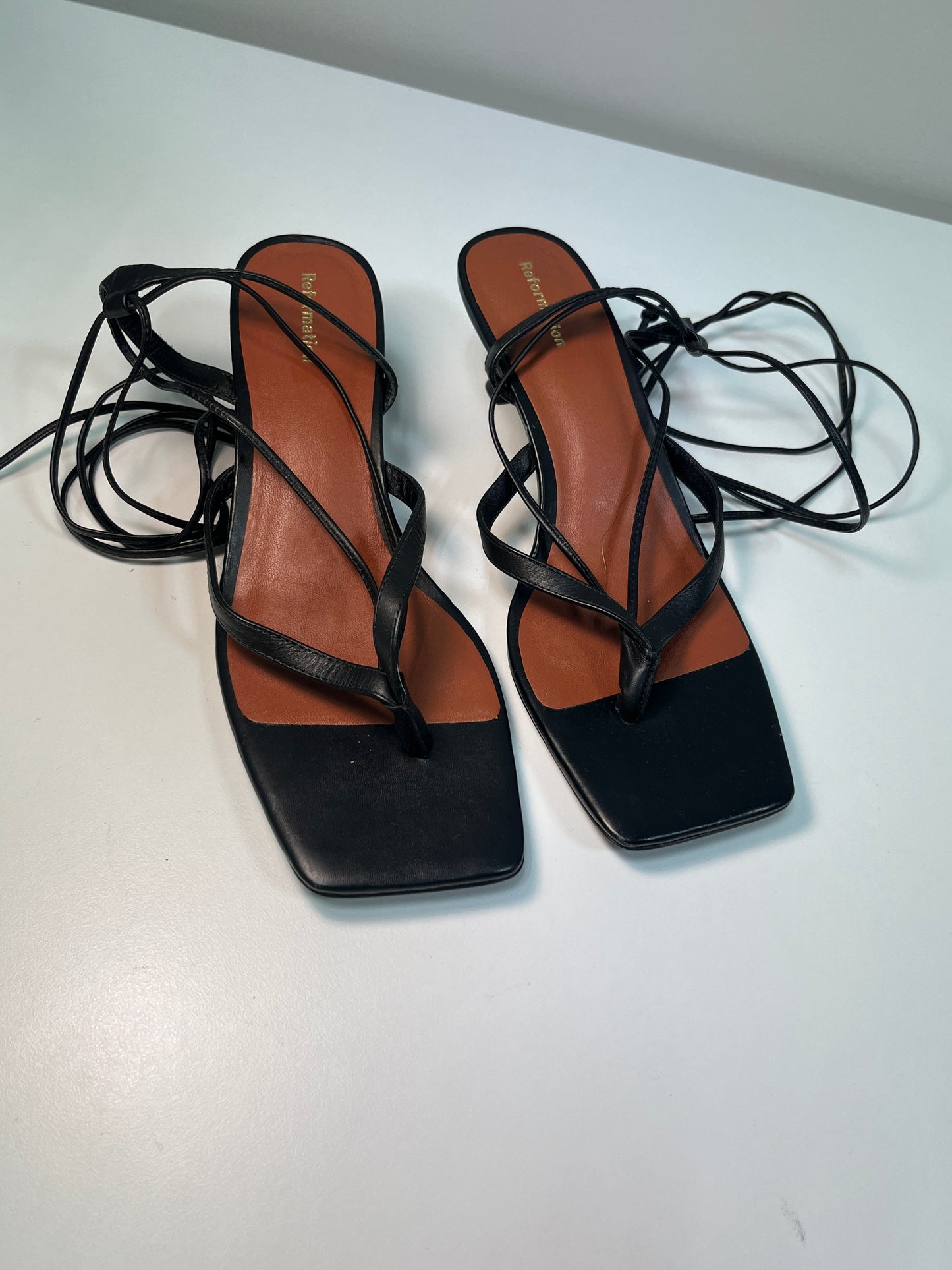 REFORMATION 'Selene' leather heel sandals (37)