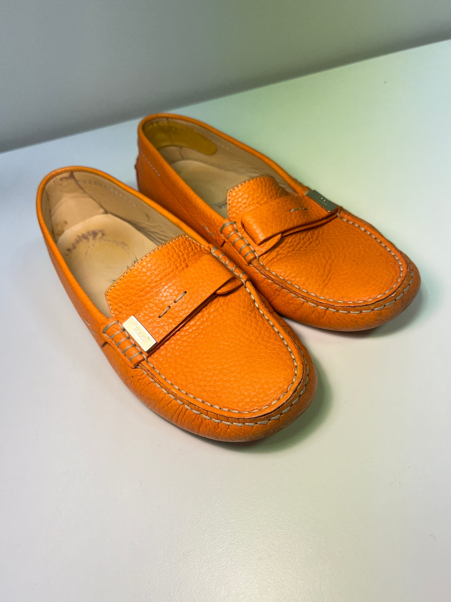 TOD's orange leather flat boat loafers shoes (38)