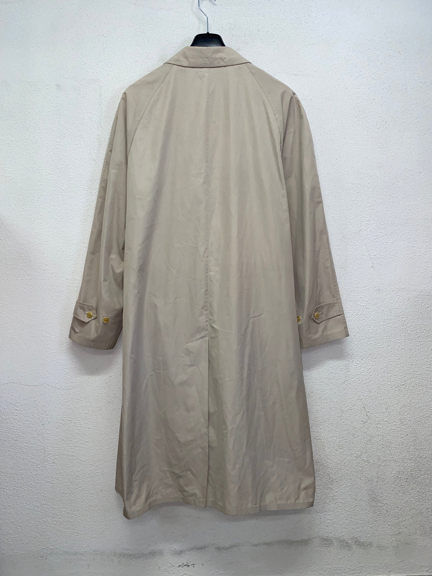 BURBERRY beige trenchcoat (XL)