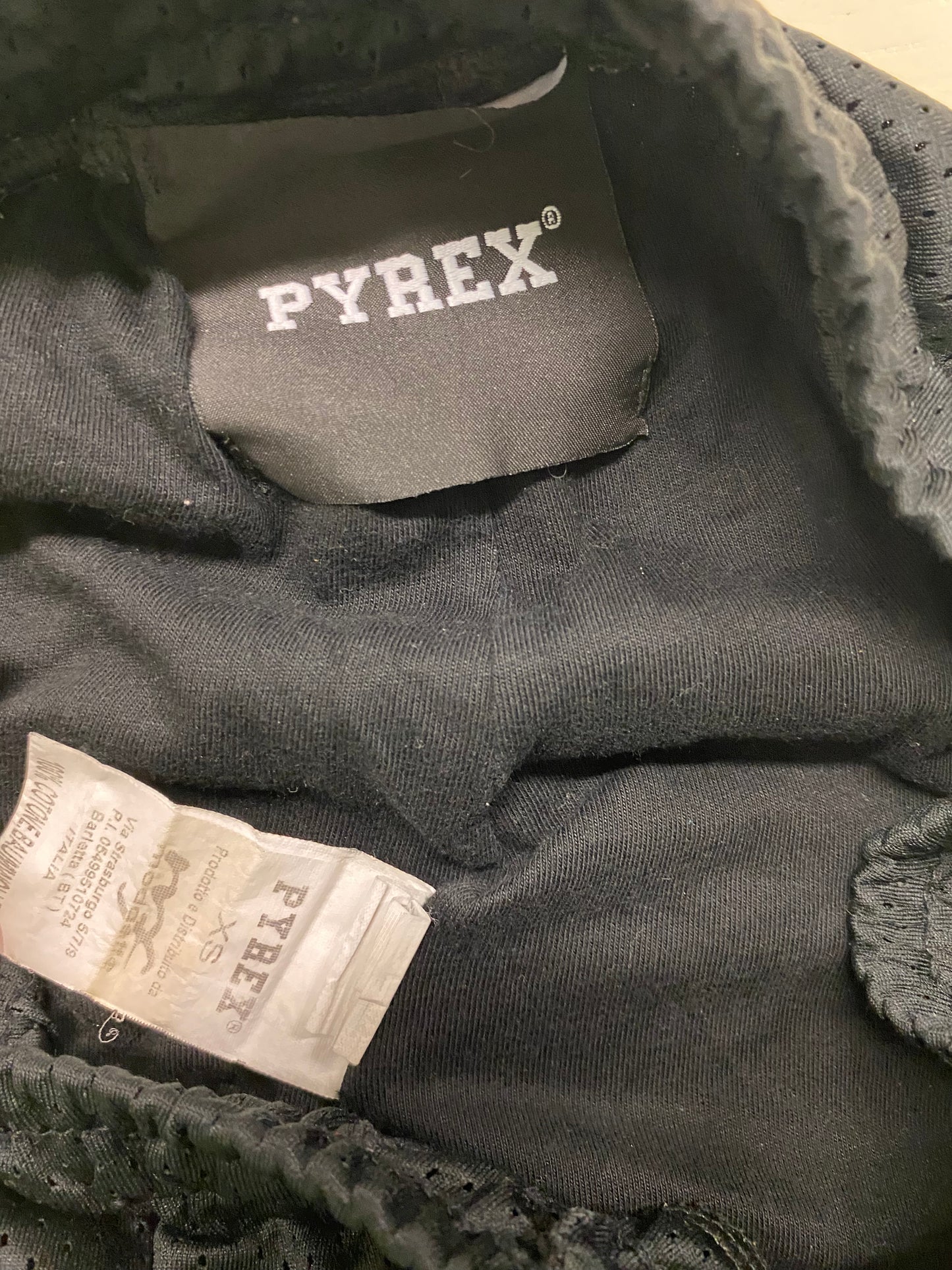 PYREX by Virgil Abloh rare black graphic shorts (XS)
