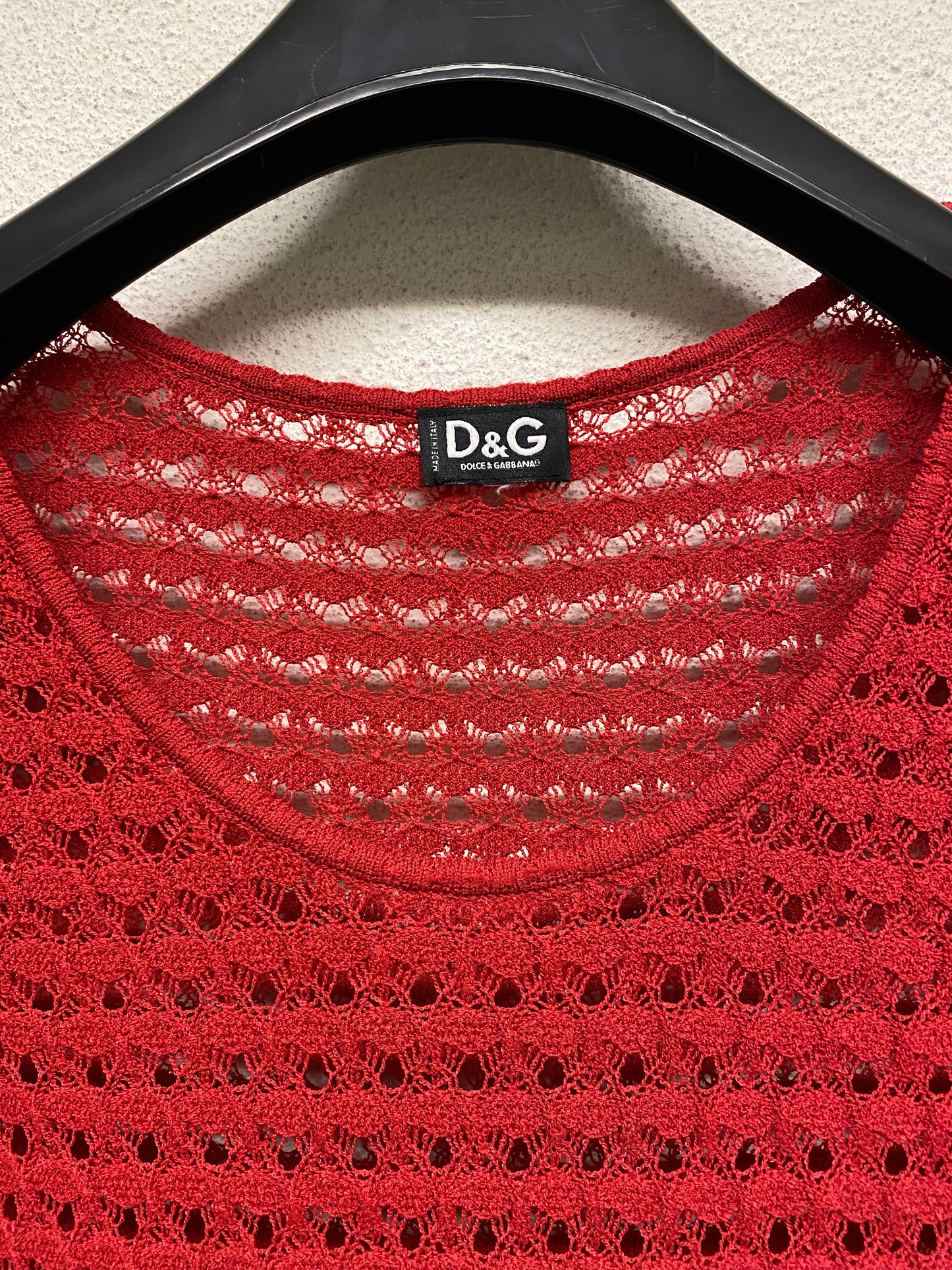 DOLCE & GABBANA red ribbed crochet cropped blouse (S)